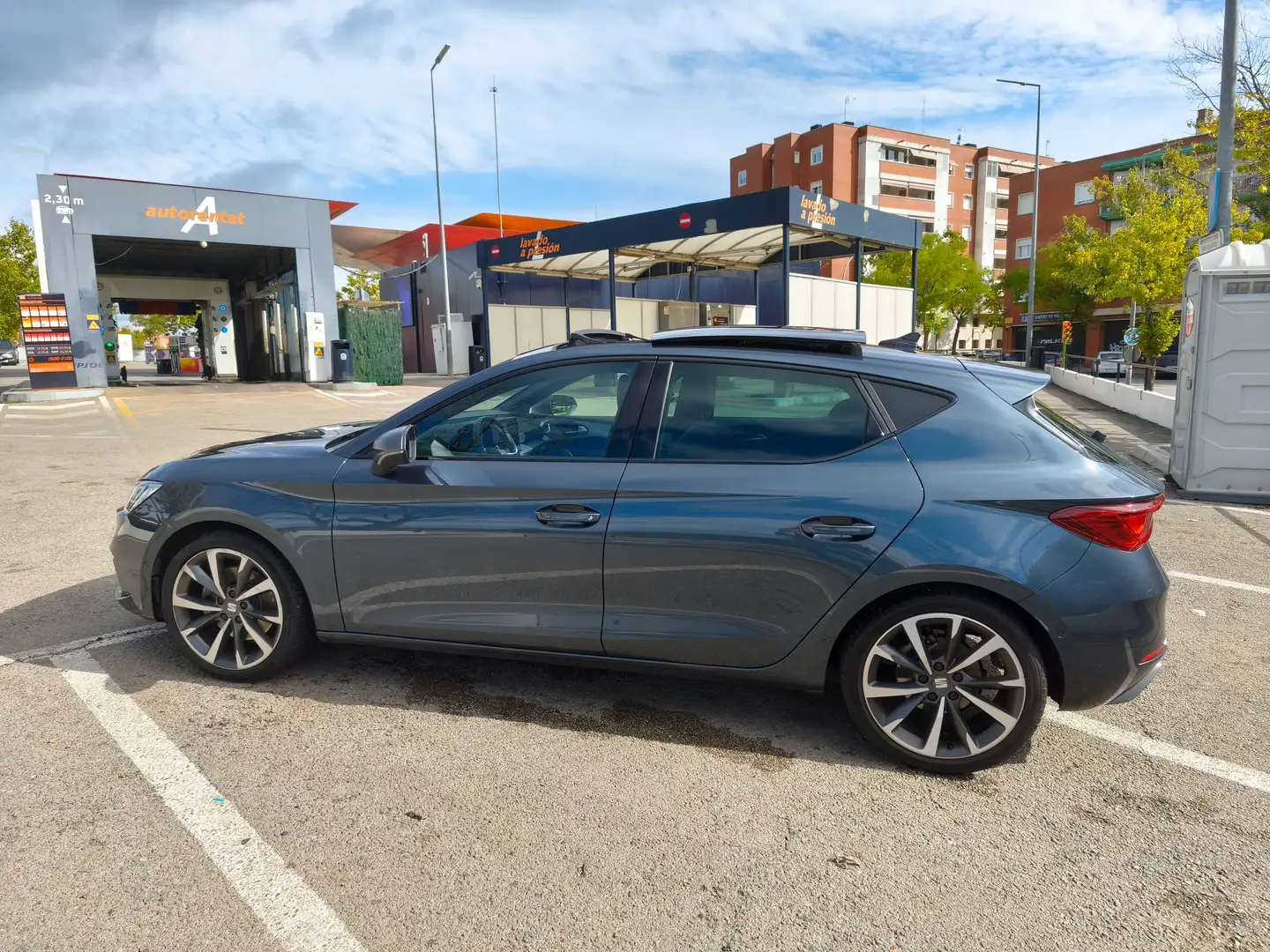 SEAT Leon León FR GO L 1.5 ETSI S/S DSG 150CV Gris - 2