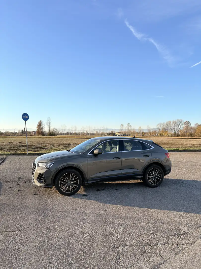 Audi Q3 AUDI Q3 SPORTBACK 4x4 TDI Grigio - 1