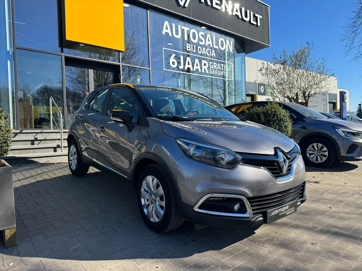 Renault Captur 1.2 TCe Zen EDC Gris - 1
