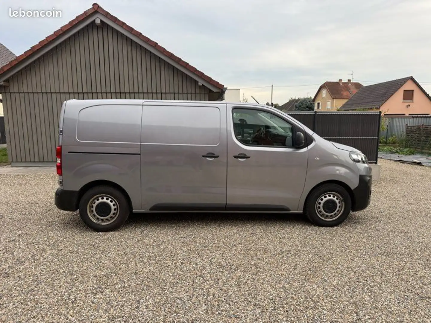 Citroen Jumpy 12 491 HT Fourgon M BlueHDi 120 S&S Driver - 2
