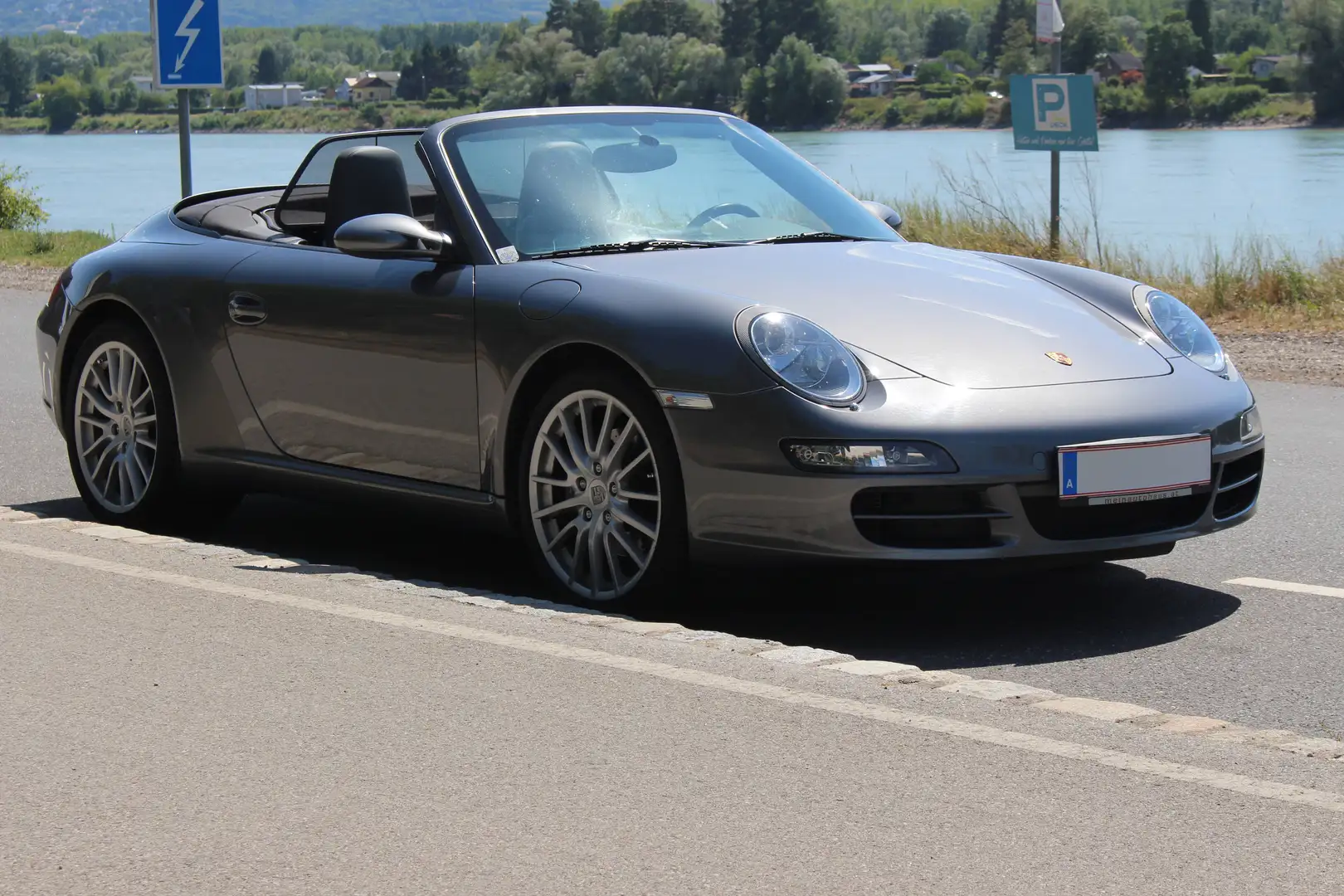 Porsche 997 Porsche 911 Carrera Cabrio (997) – 325 PS, Tiptronic S, 71.581 km, Service NEU bei Porsche Grau - 2