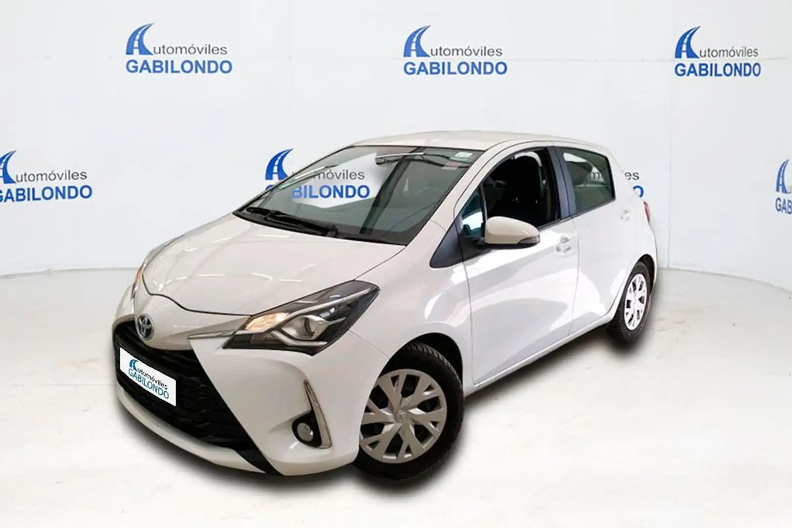 Toyota Yaris 1.5 100H Active Blanco - 1