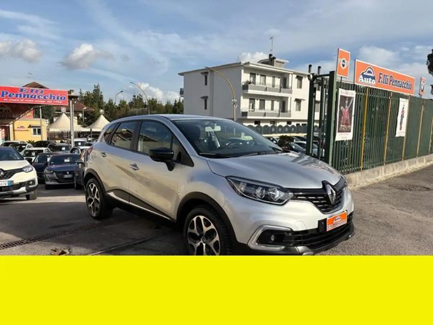 Renault Captur - 1