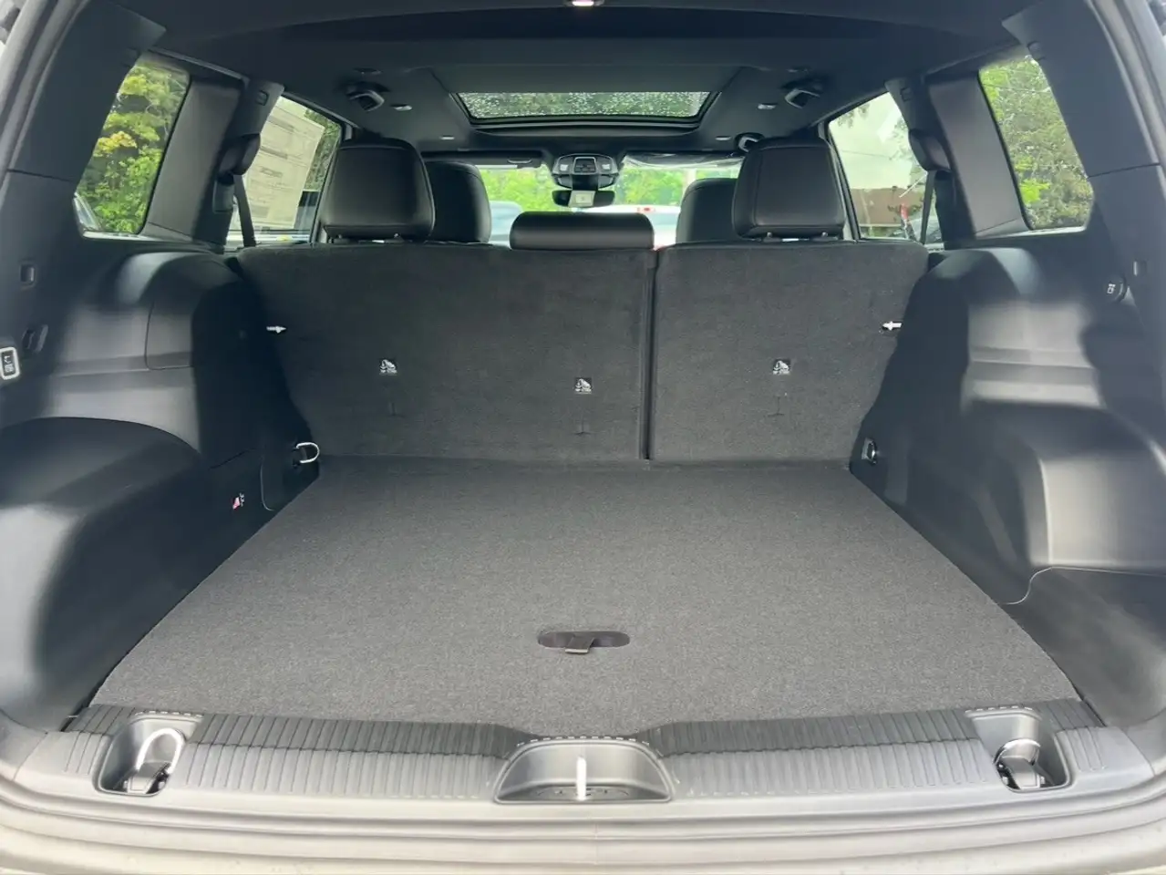Jeep Cherokee снимка Jeep Cherokee