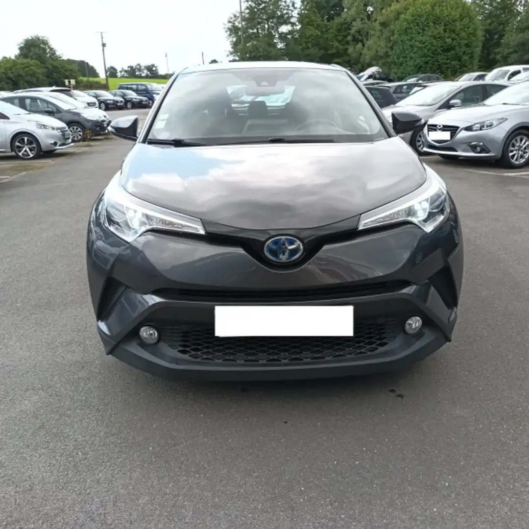 Toyota Dyna 122H DYNAMIC 2WD E-CVT Šedá - 2