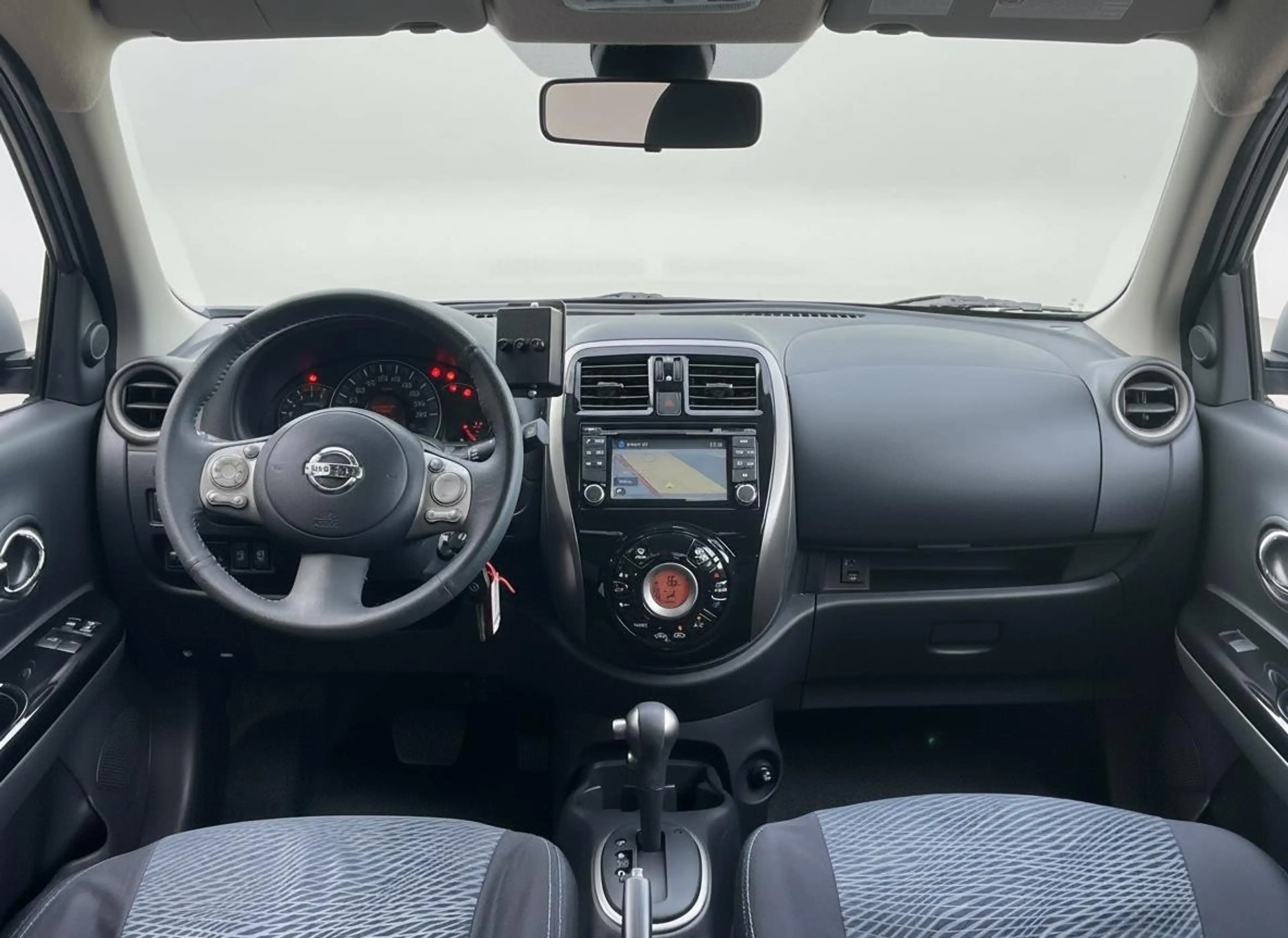 Nissan Micra 1.2 DIG-S Connect Edition — photo 6
