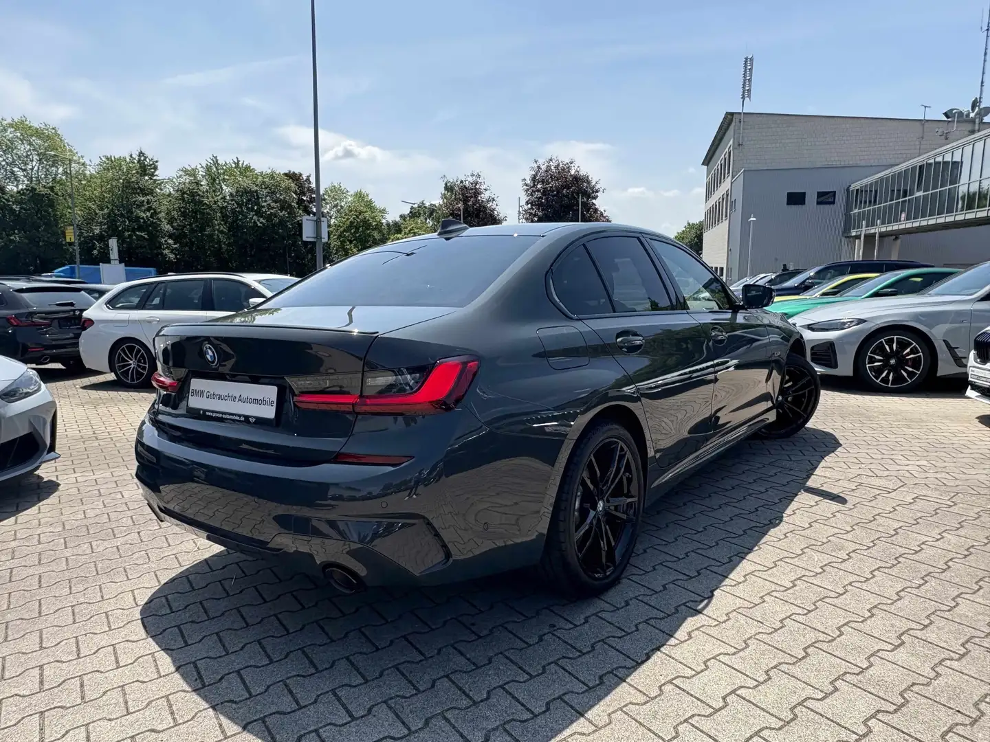 BMW 330 e Gris - 2