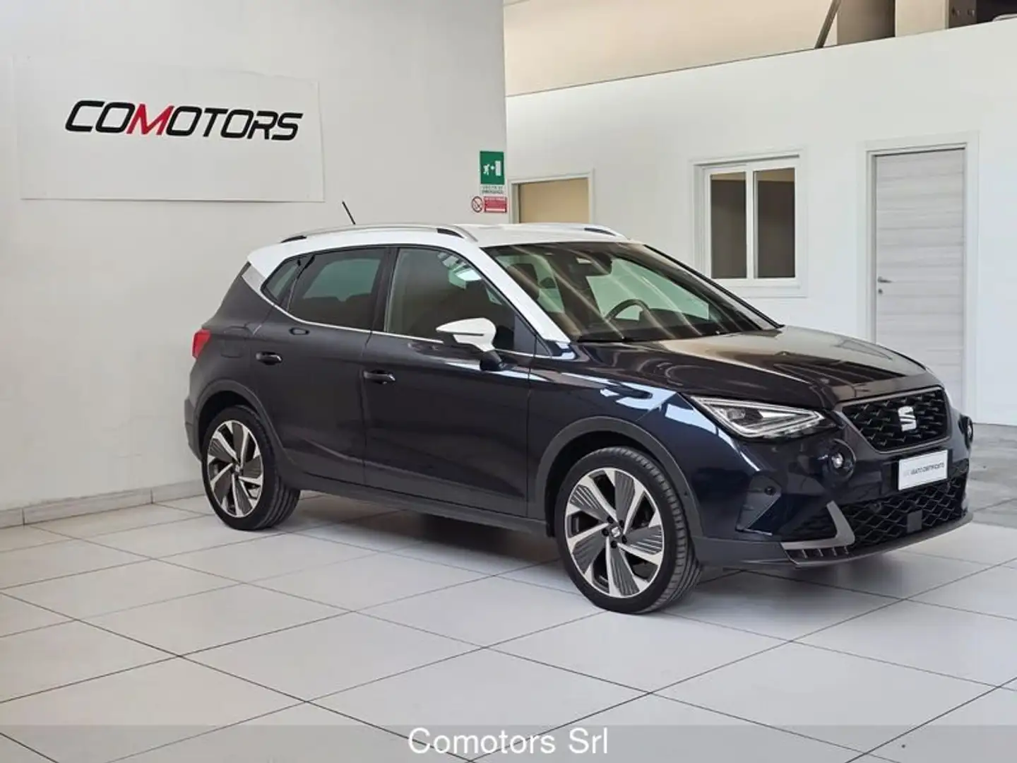 SEAT Arona 1.0 EcoTSI 110 CV FR Bleu - 2