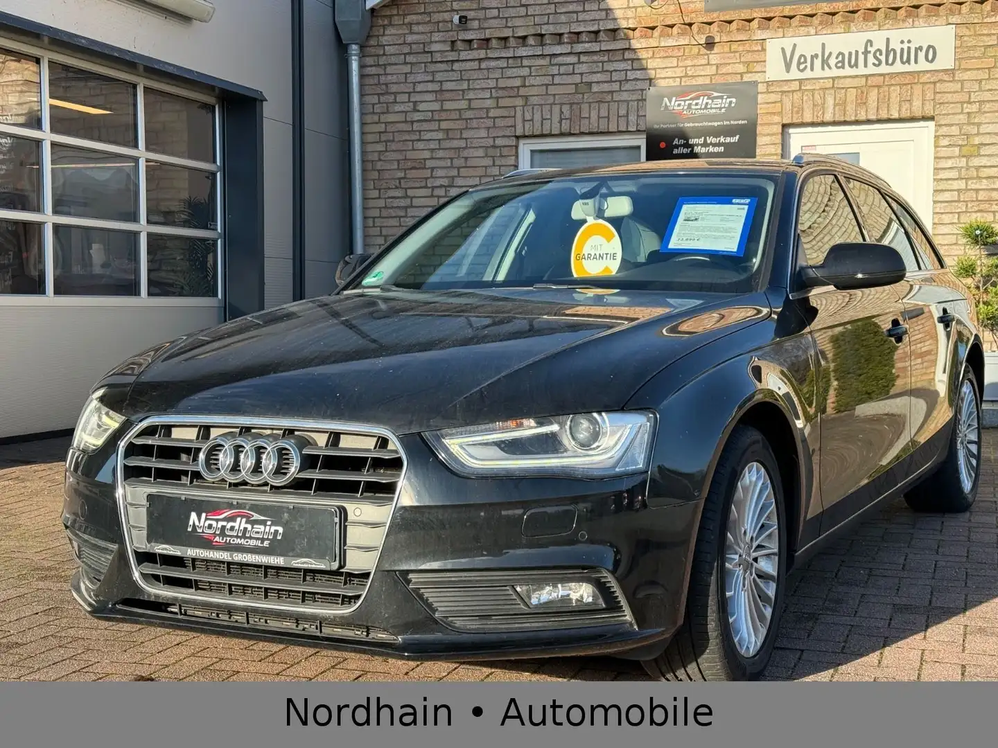 Audi A4 Avant Attraction*LED*SHZ*NAVI*AHK*TEMPO*ALO Schwarz - 2