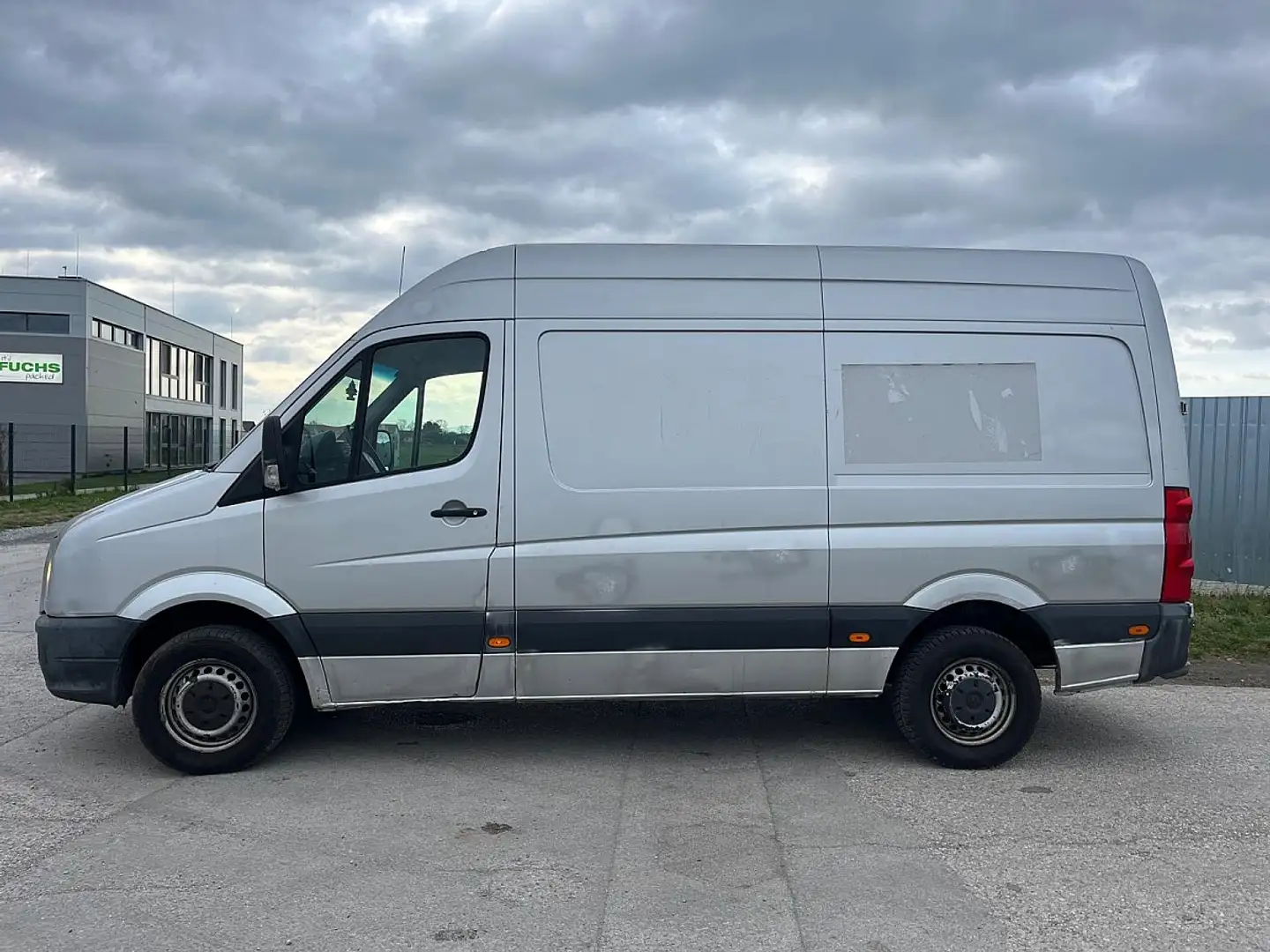 Volkswagen Crafter Crafter 35 HR-Kasten MR TDI/Pickerl 06/2026 Grau - 2