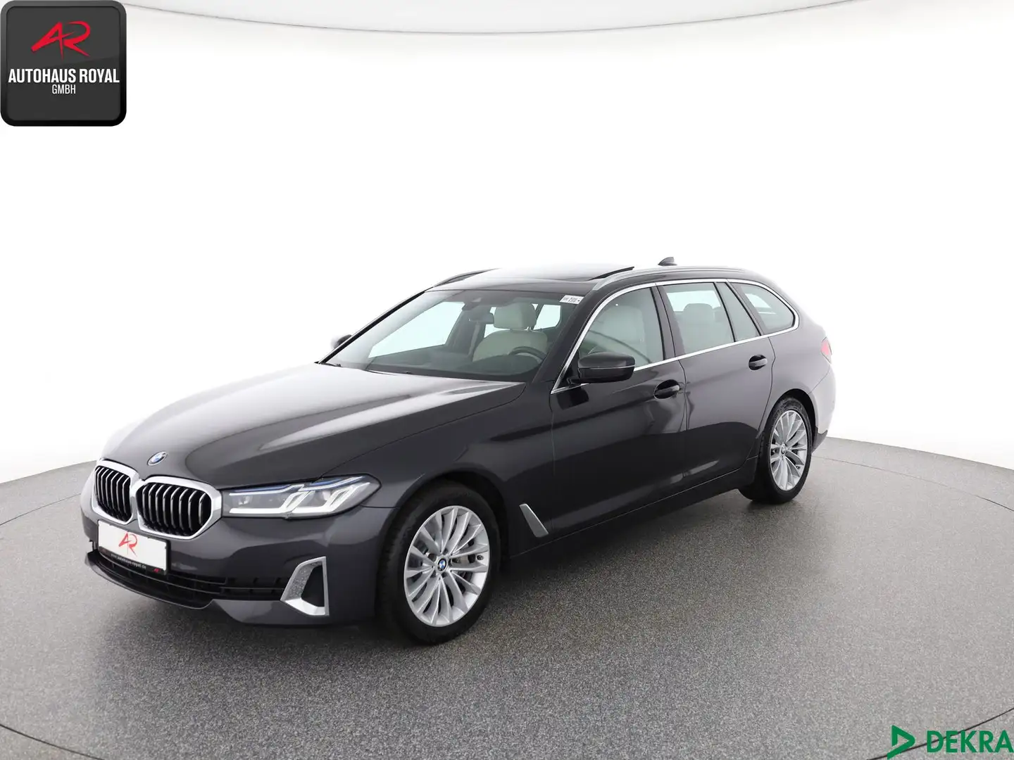 BMW 540 540 d T xDrive LUXURY LINE LASER,SITZKLIMA,PANO Grau - 1