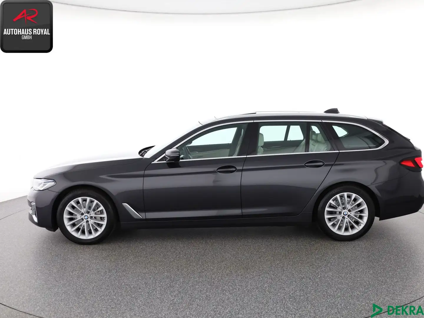 BMW 540 540 d T xDrive LUXURY LINE LASER,SITZKLIMA,PANO Grau - 2