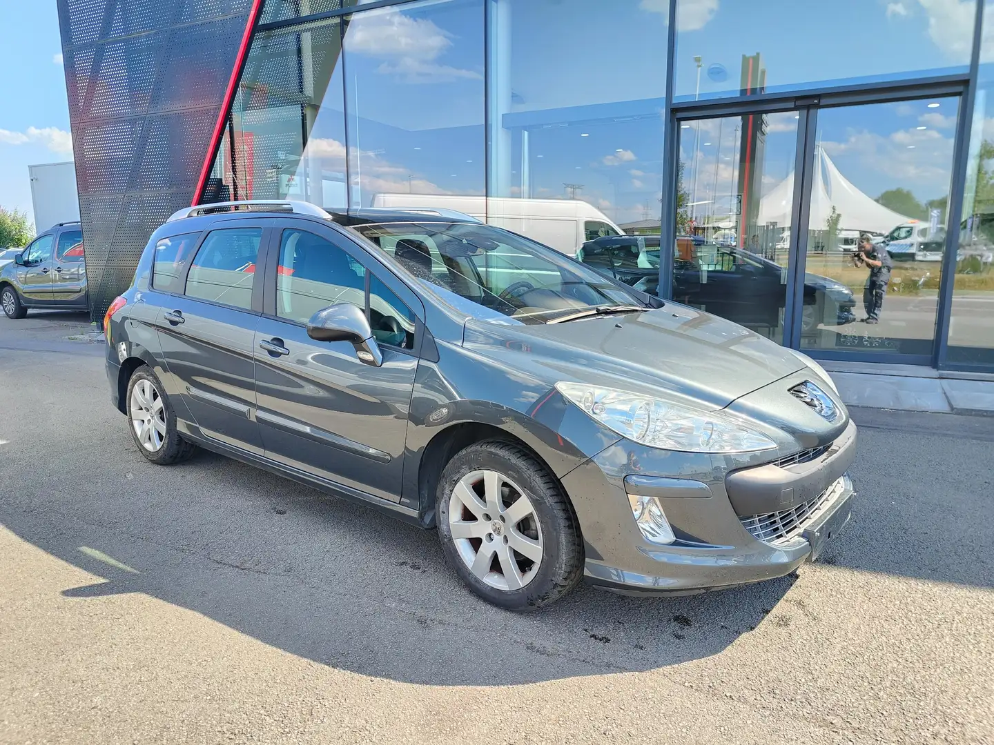 Peugeot 308 308SW 120 VTi Automatik Platinum Grijs - 2