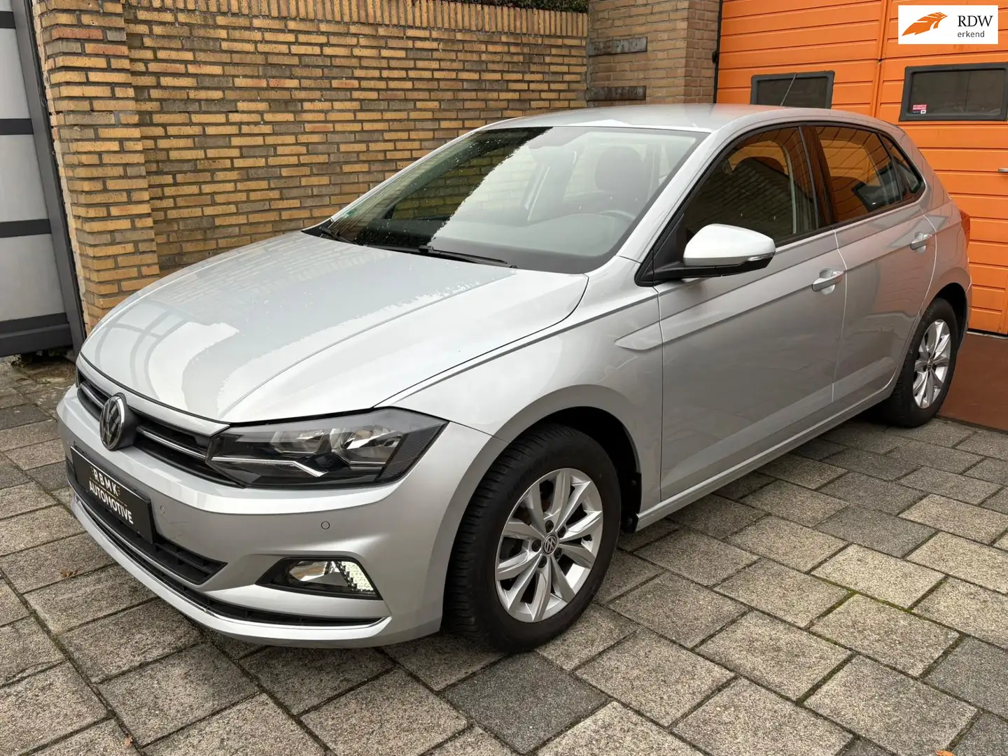 Volkswagen Polo 1.0 TSI Highline Gris - 1