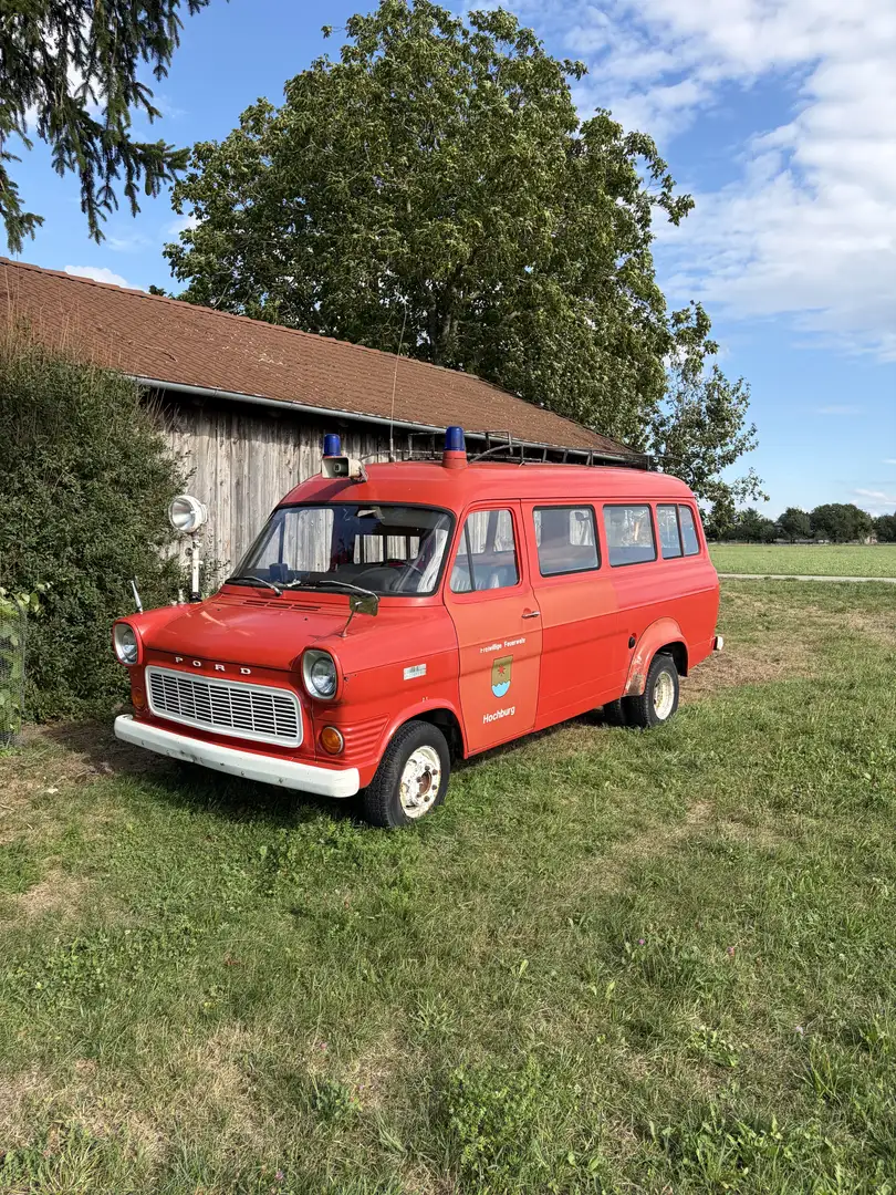 Ford Transit 150 Rot - 2