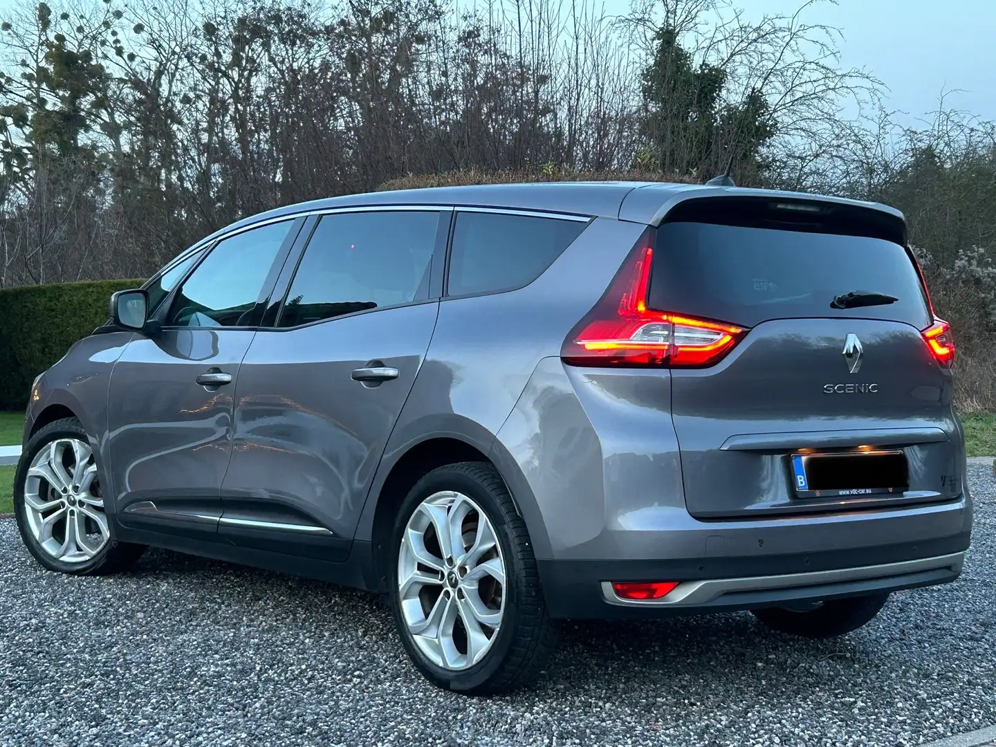 Renault Grand Scenic Scénic 1.7 Blue dCi Intens EDC (EU6.2) - 2