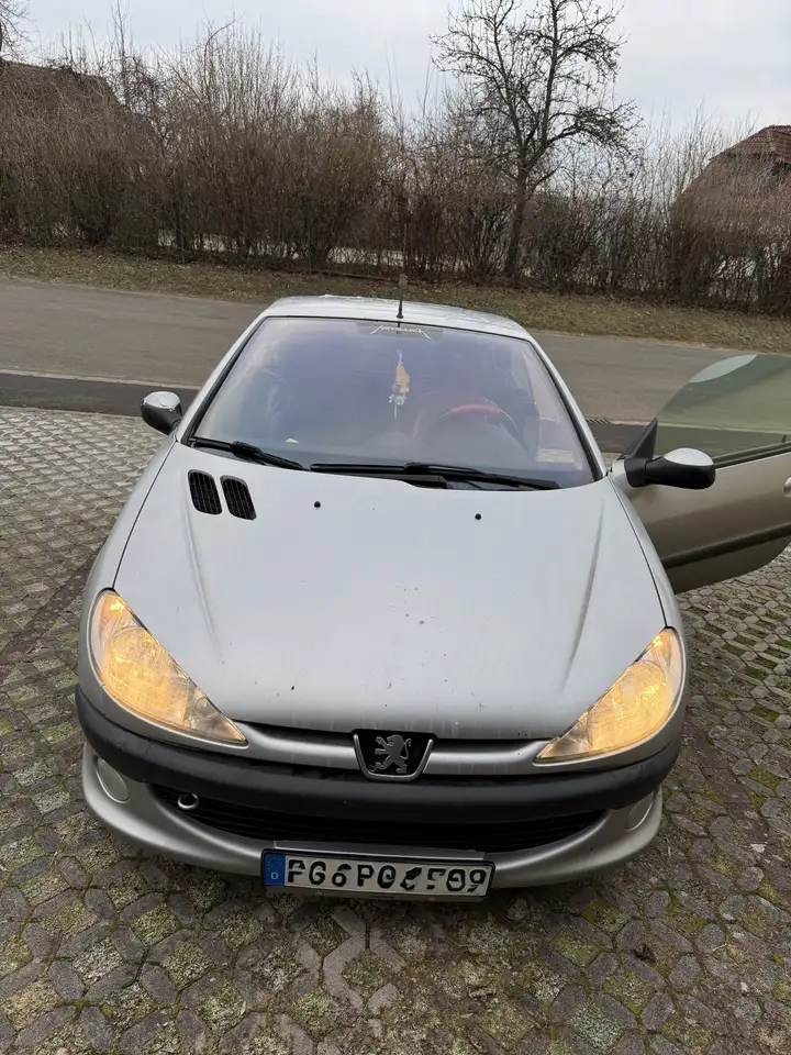 Peugeot 206 CC 135, foto 1