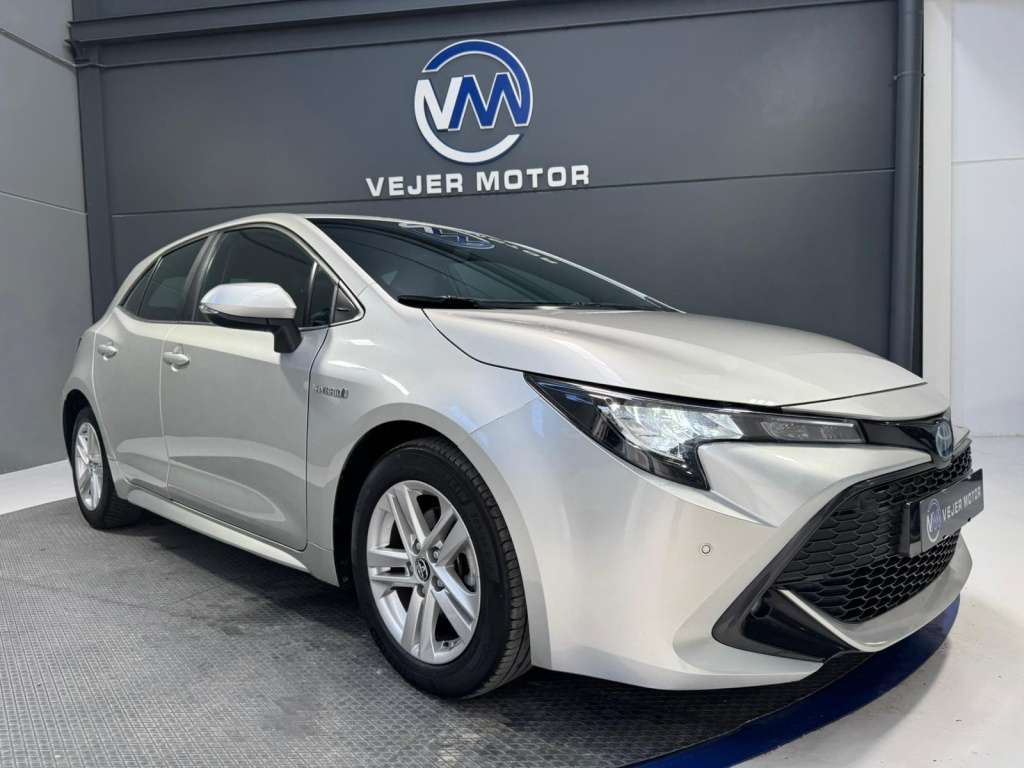Toyota Corolla 125H Business Plus - foto 1
