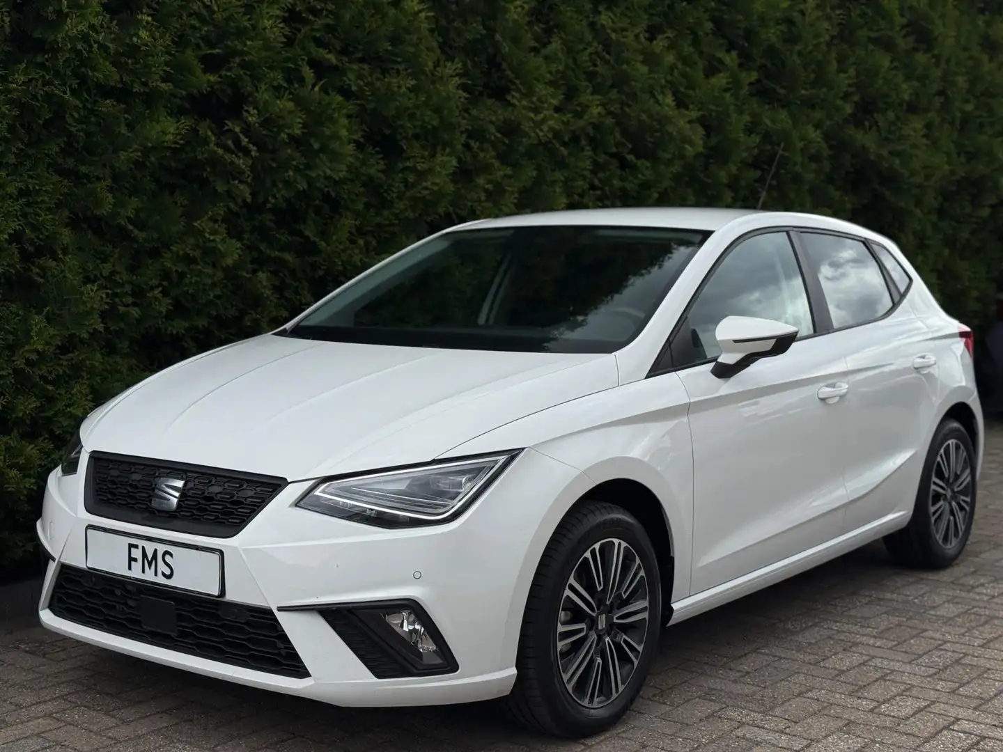 SEAT Ibiza 1.0 EcoTSI Style CarPlay Camera Automaat Blanco - 1