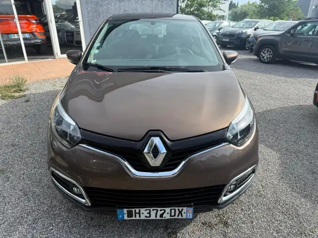 Renault Captur view 2
