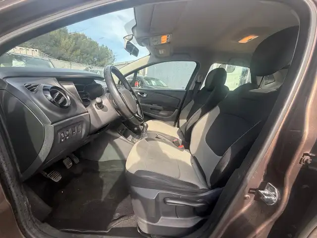 Renault Captur view 9