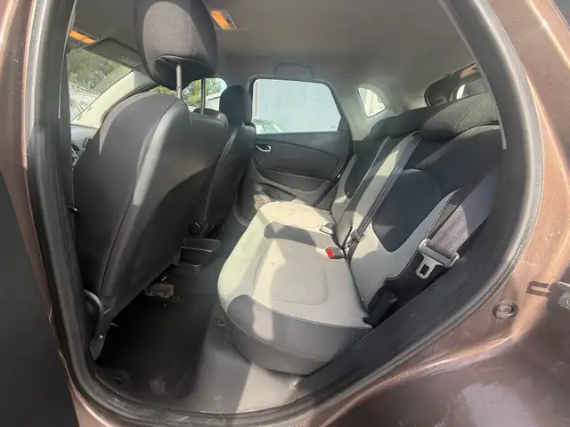 Renault Captur view 10