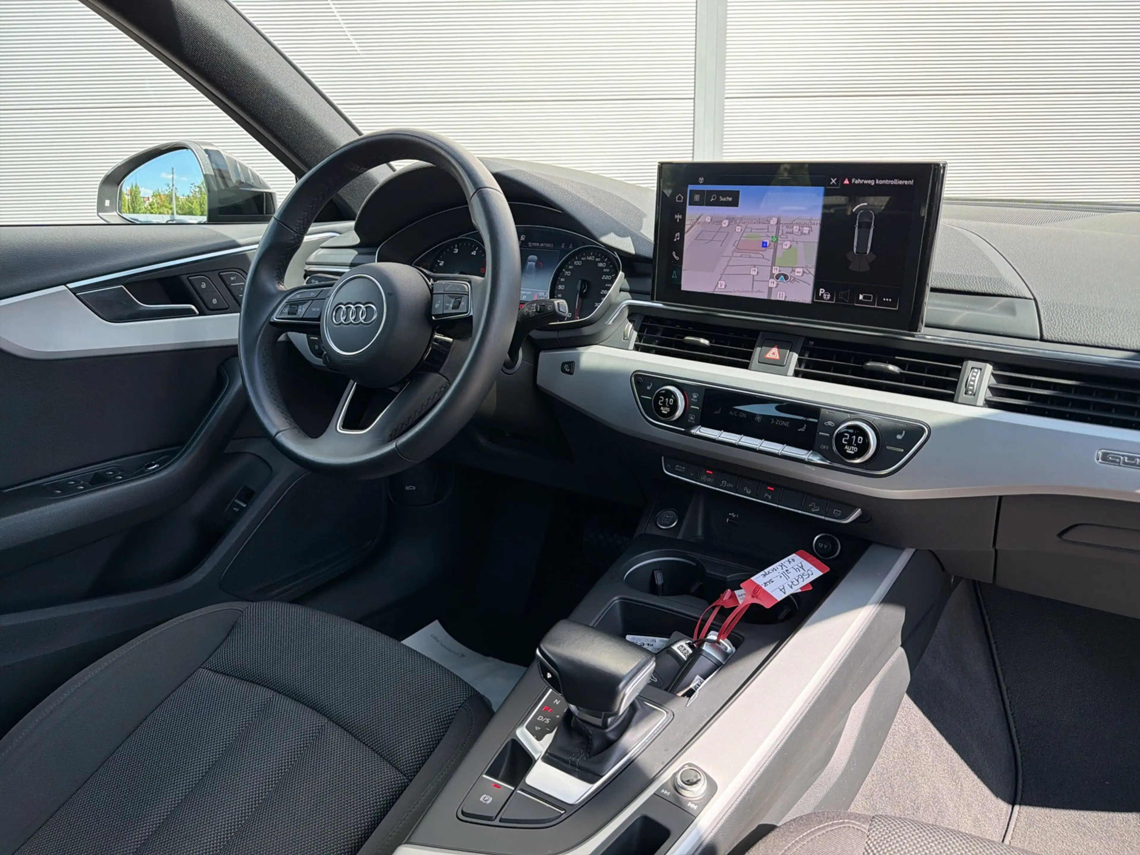 Audi A4 allroad 40 TDI qu AHK Navi Kamera — photo 14