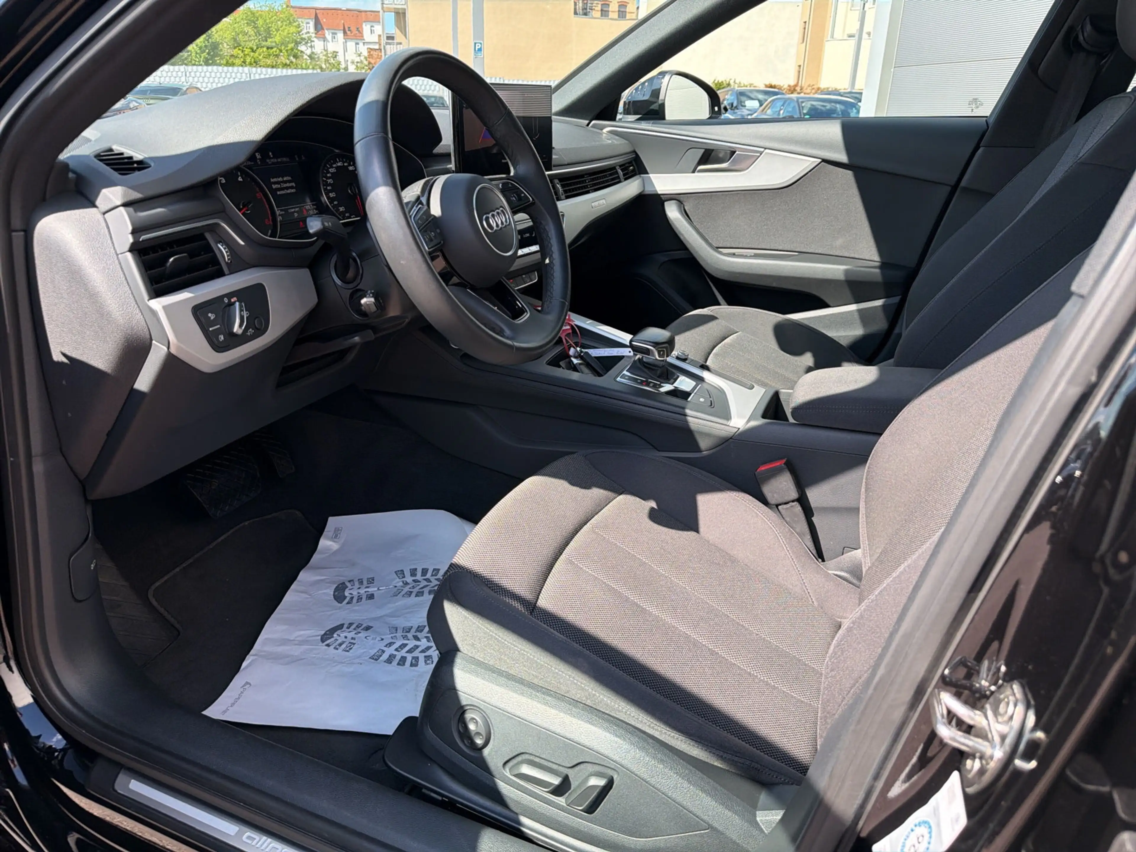 Audi A4 allroad 40 TDI qu AHK Navi Kamera — photo 10