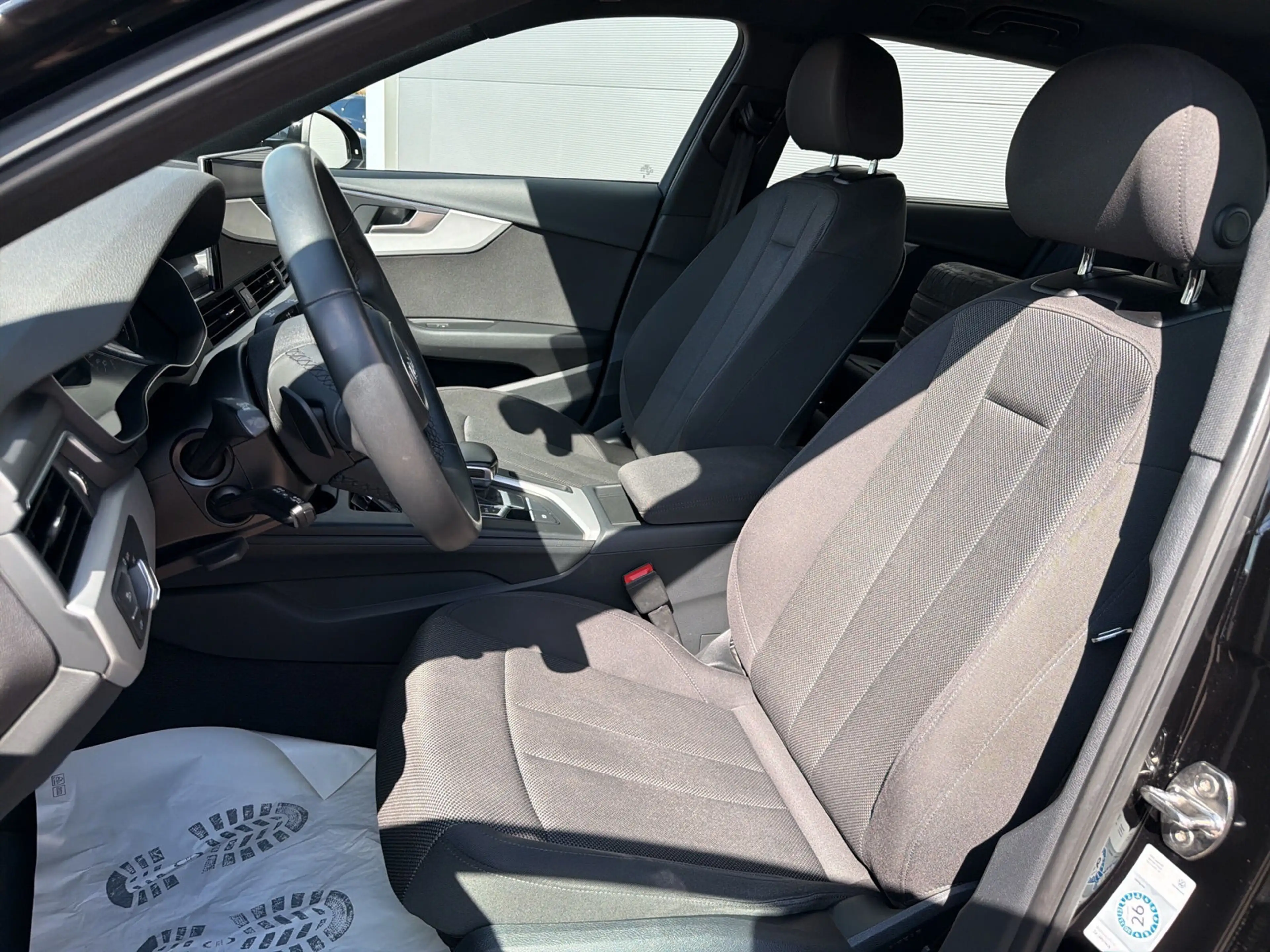 Audi A4 allroad 40 TDI qu AHK Navi Kamera — photo 9