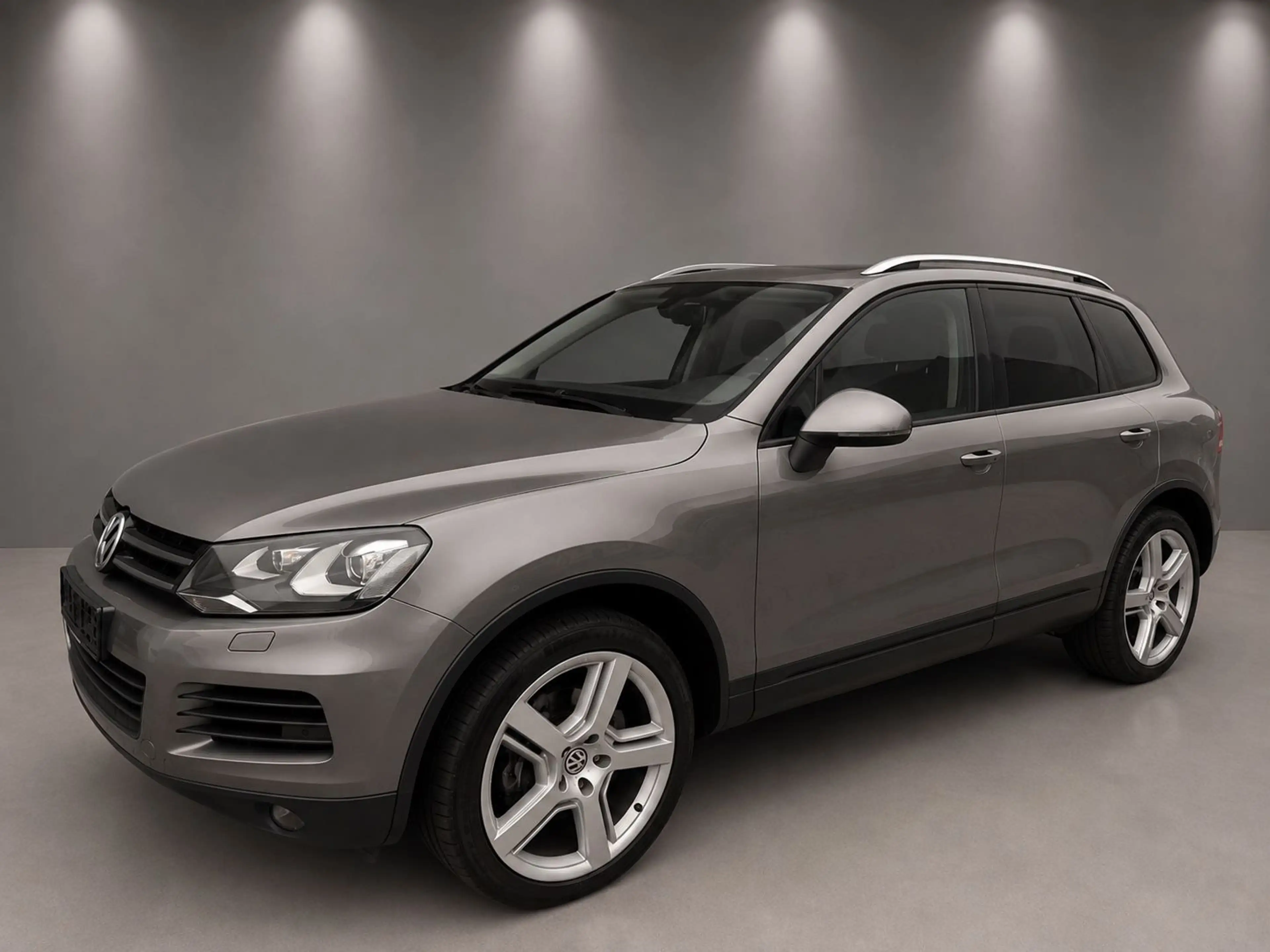 Volkswagen Touareg V6 TDI/AHK/RFK/Standheizung/Luftfederung — photo 4