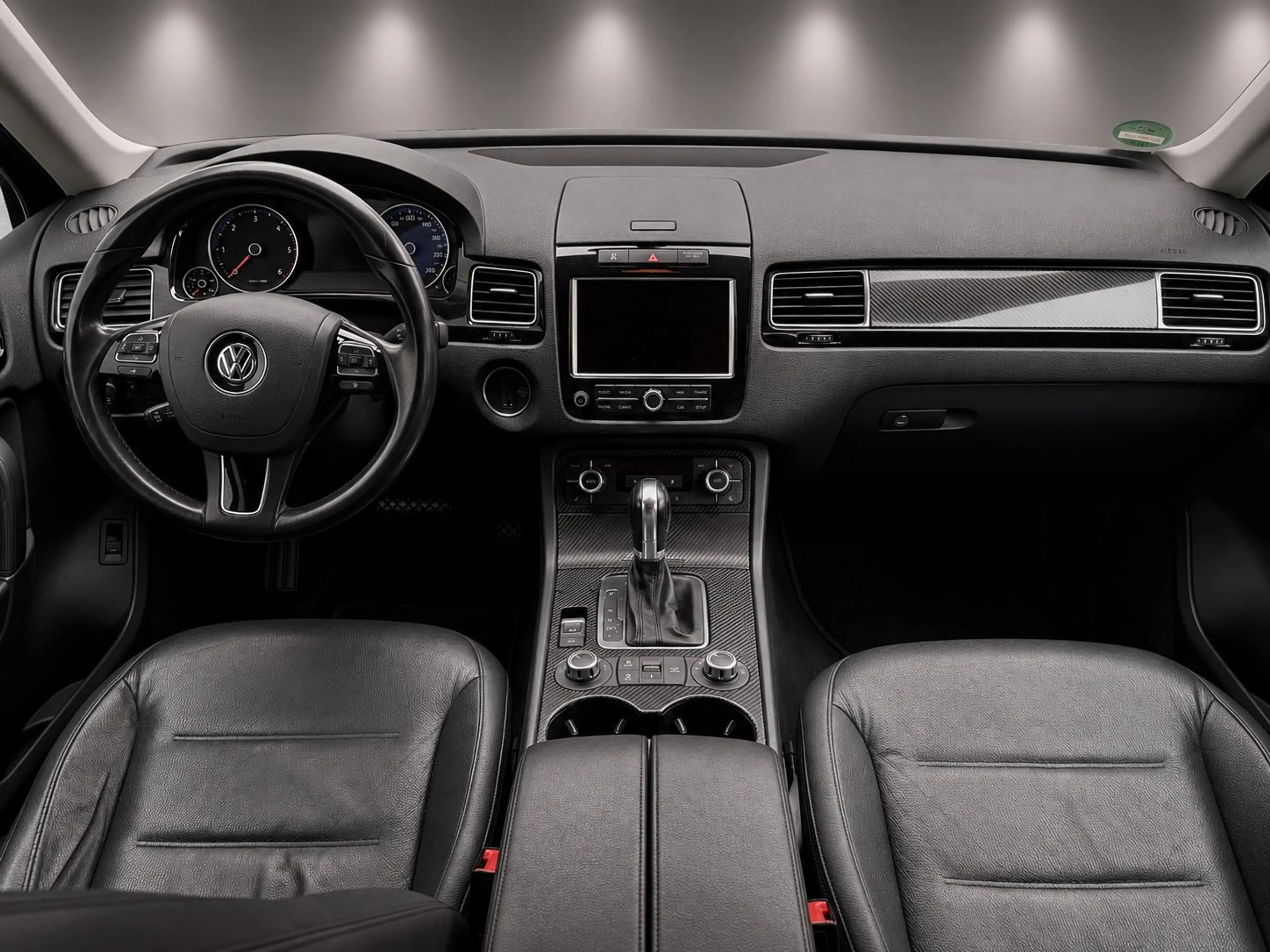 Volkswagen Touareg V6 TDI/AHK/RFK/Standheizung/Luftfederung — photo 10