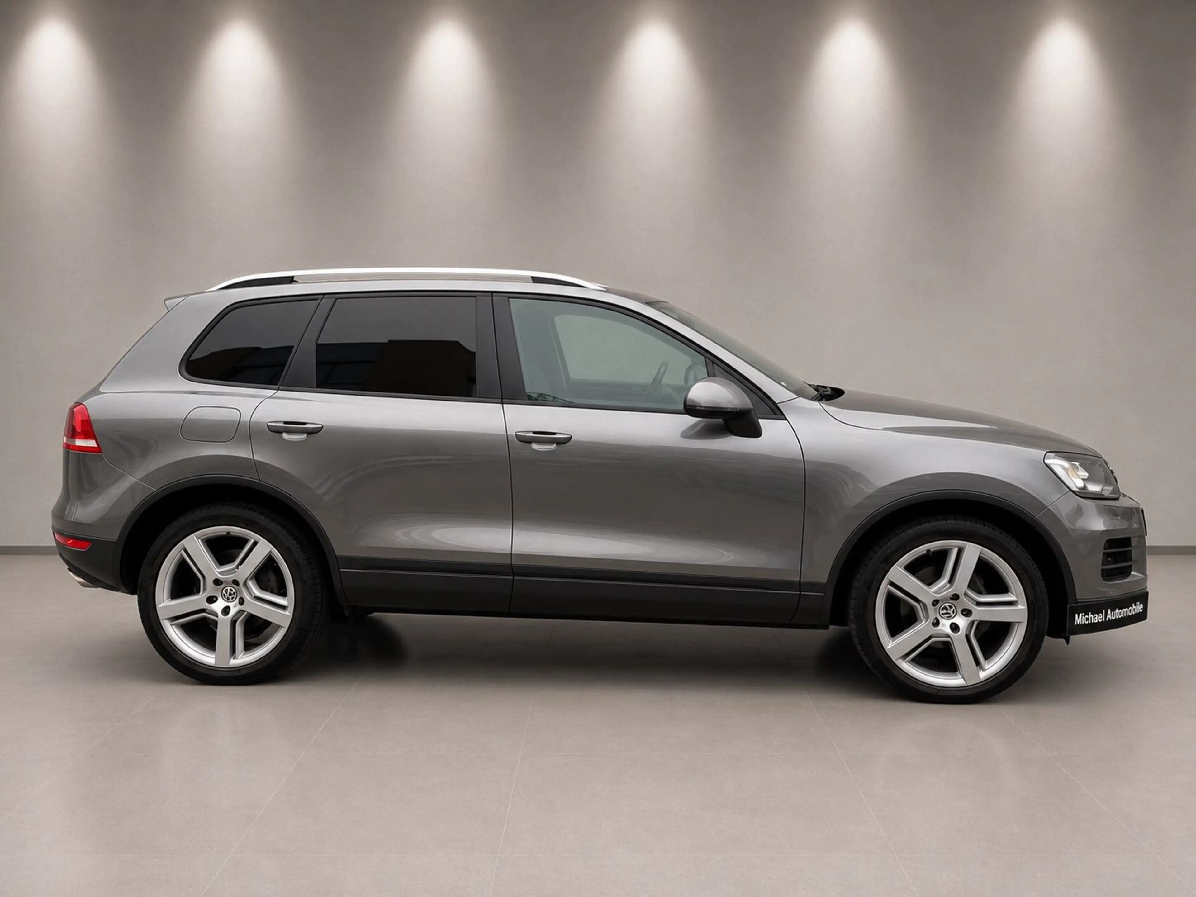 Volkswagen Touareg V6 TDI/AHK/RFK/Standheizung/Luftfederung — photo 2