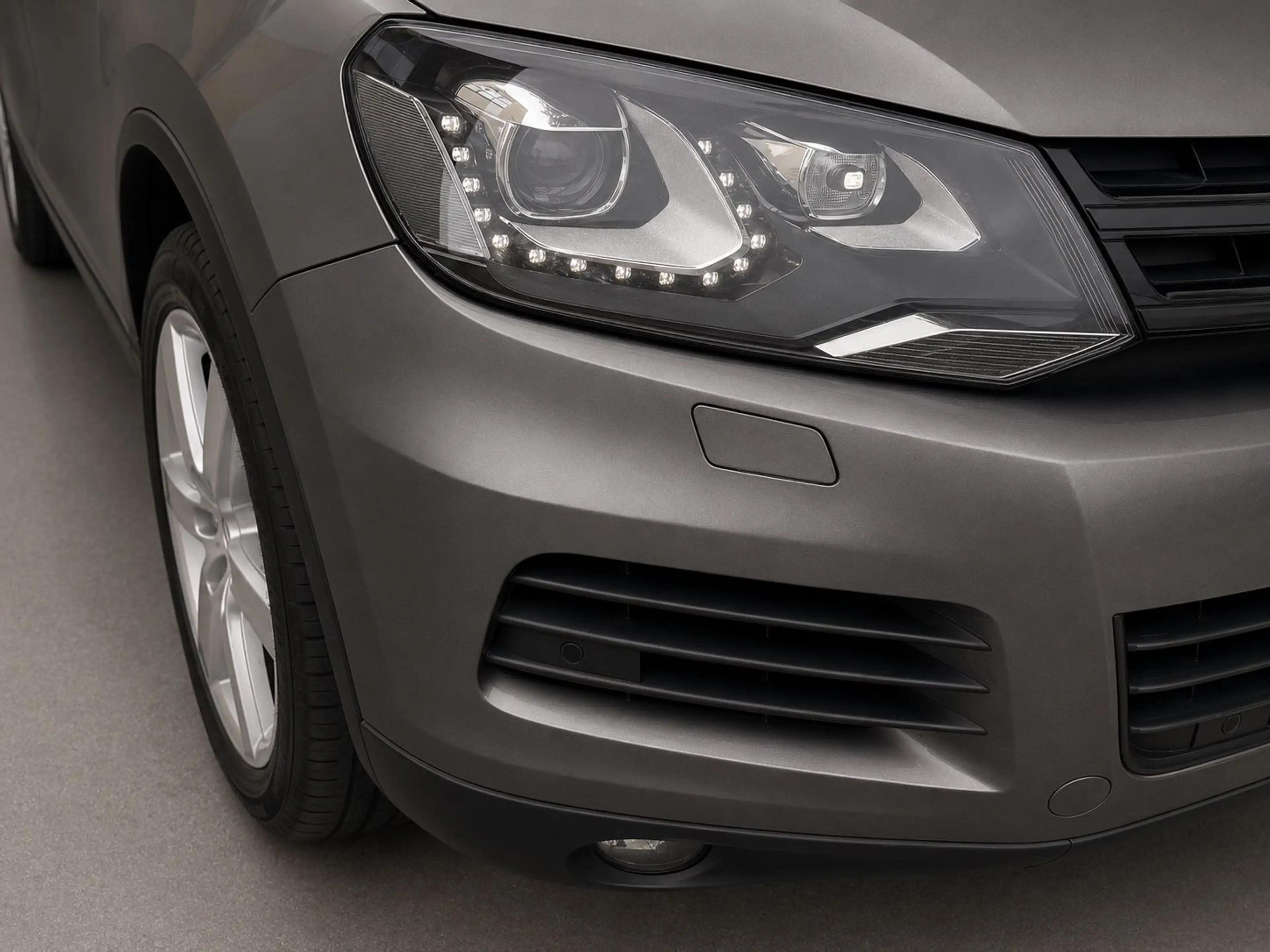 Volkswagen Touareg V6 TDI/AHK/RFK/Standheizung/Luftfederung — photo 13