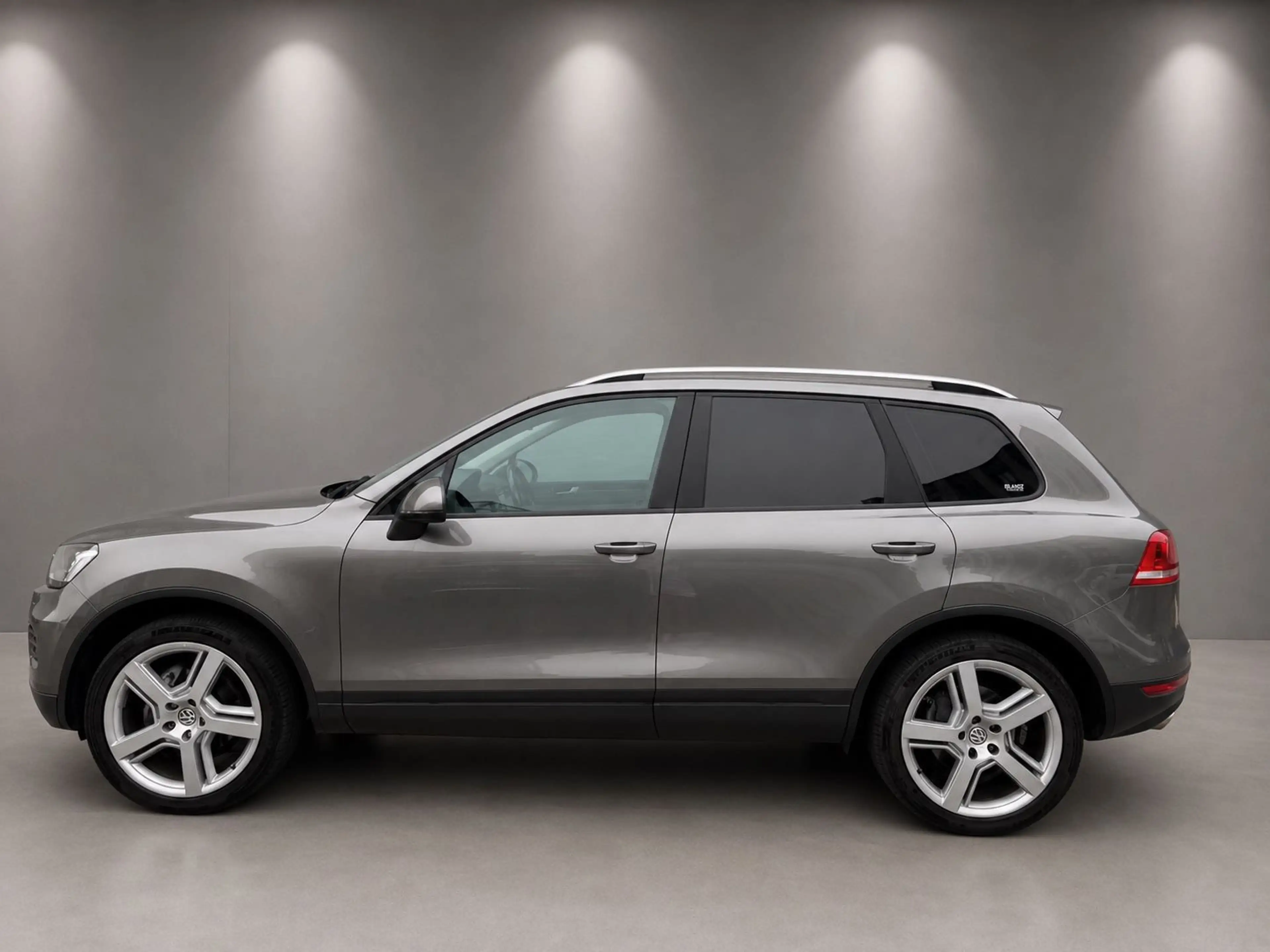 Volkswagen Touareg V6 TDI/AHK/RFK/Standheizung/Luftfederung — photo 6