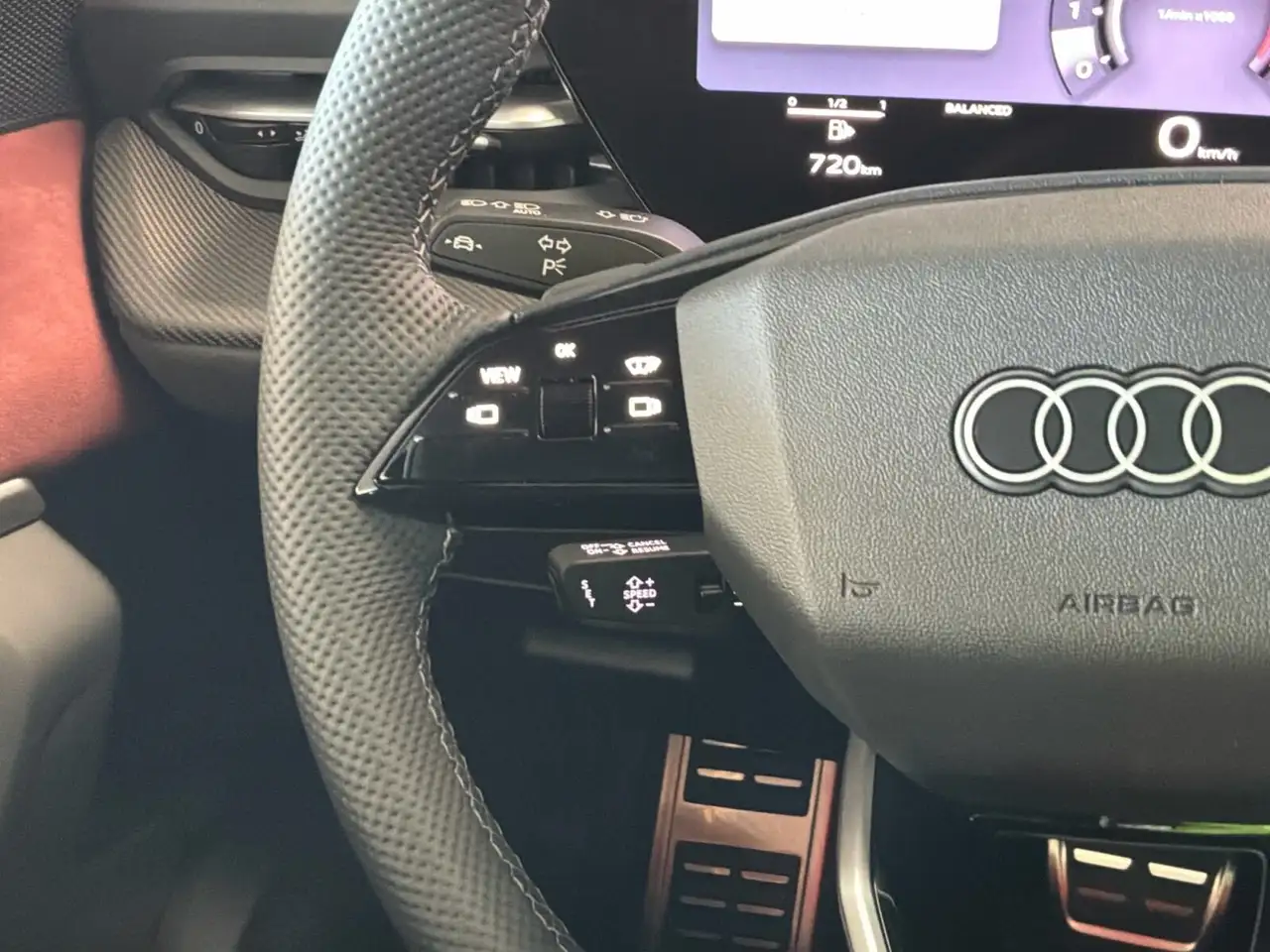 Audi SQ5 2026 — фото 14