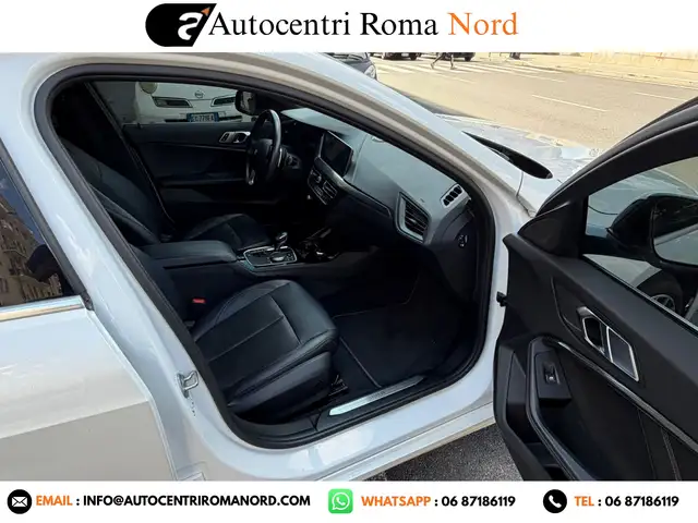 BMW 1 Series view 6