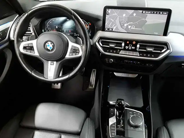 BMW X3 view 10