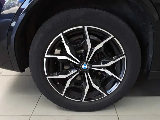 BMW X3 view 20