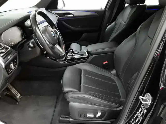 BMW X3 view 7
