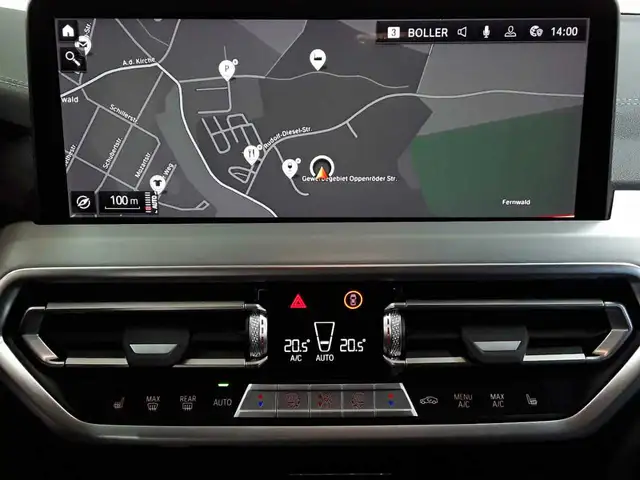 BMW X3 view 12