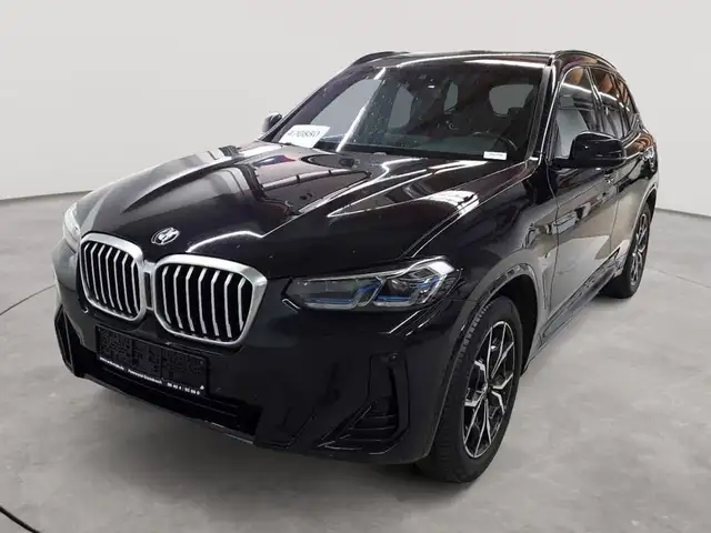 BMW X3 view 2