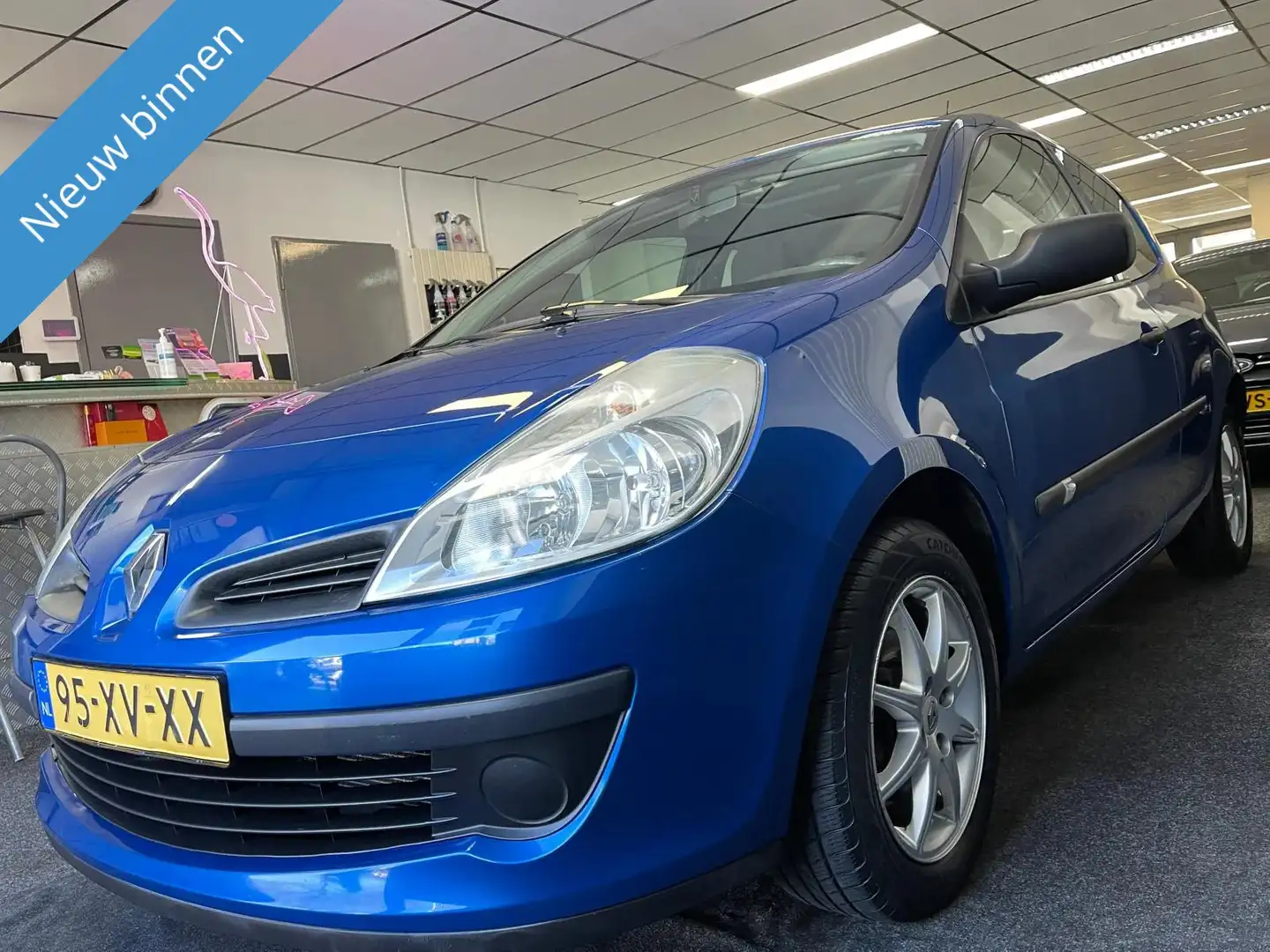 Renault Clio 1.2 TCE Business Line Blauw - 1