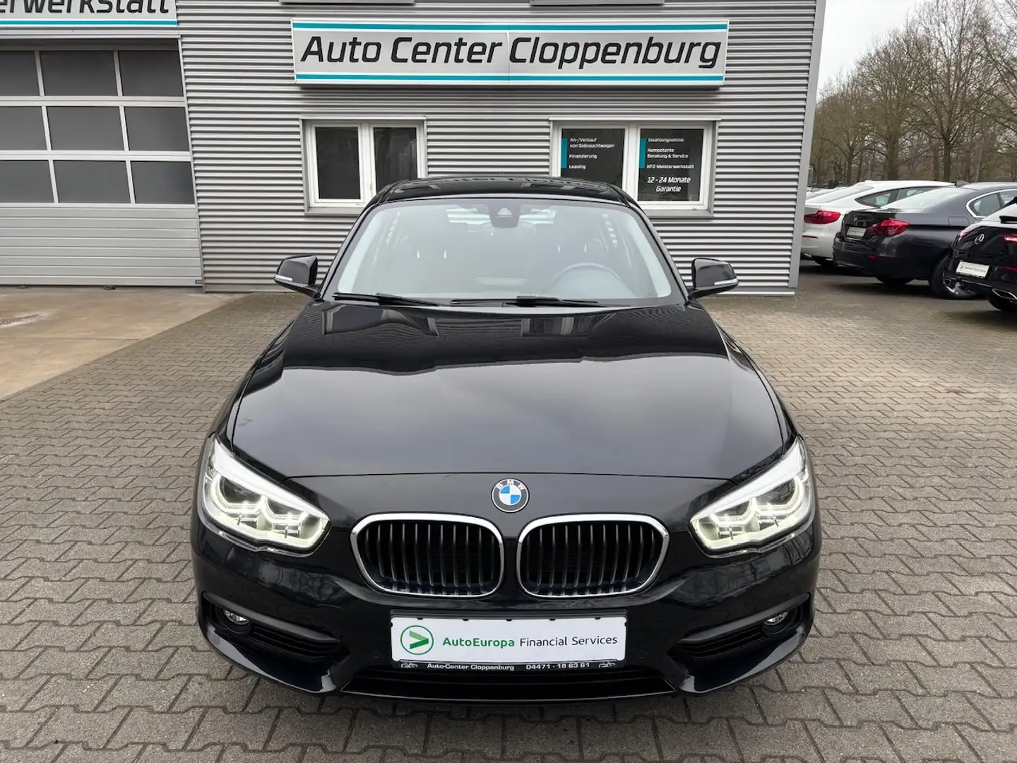 BMW 120 i Steptronic "Advantage" Schwarz - 2