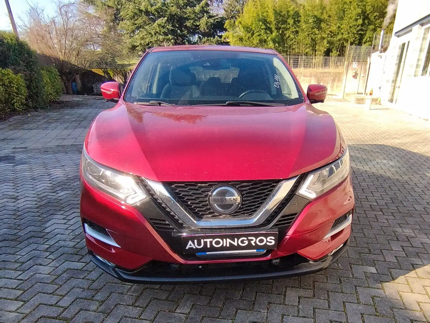 Nissan Qashqai Qashqai 1.5 dci N-Connecta 115cv Červená - 2