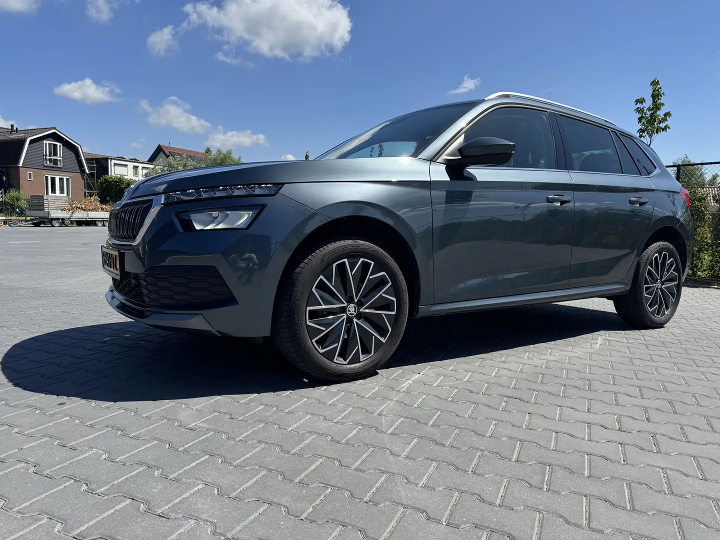 Skoda Kamiq 1.0 TSI Active Virtual dash /startstop Gris - 1