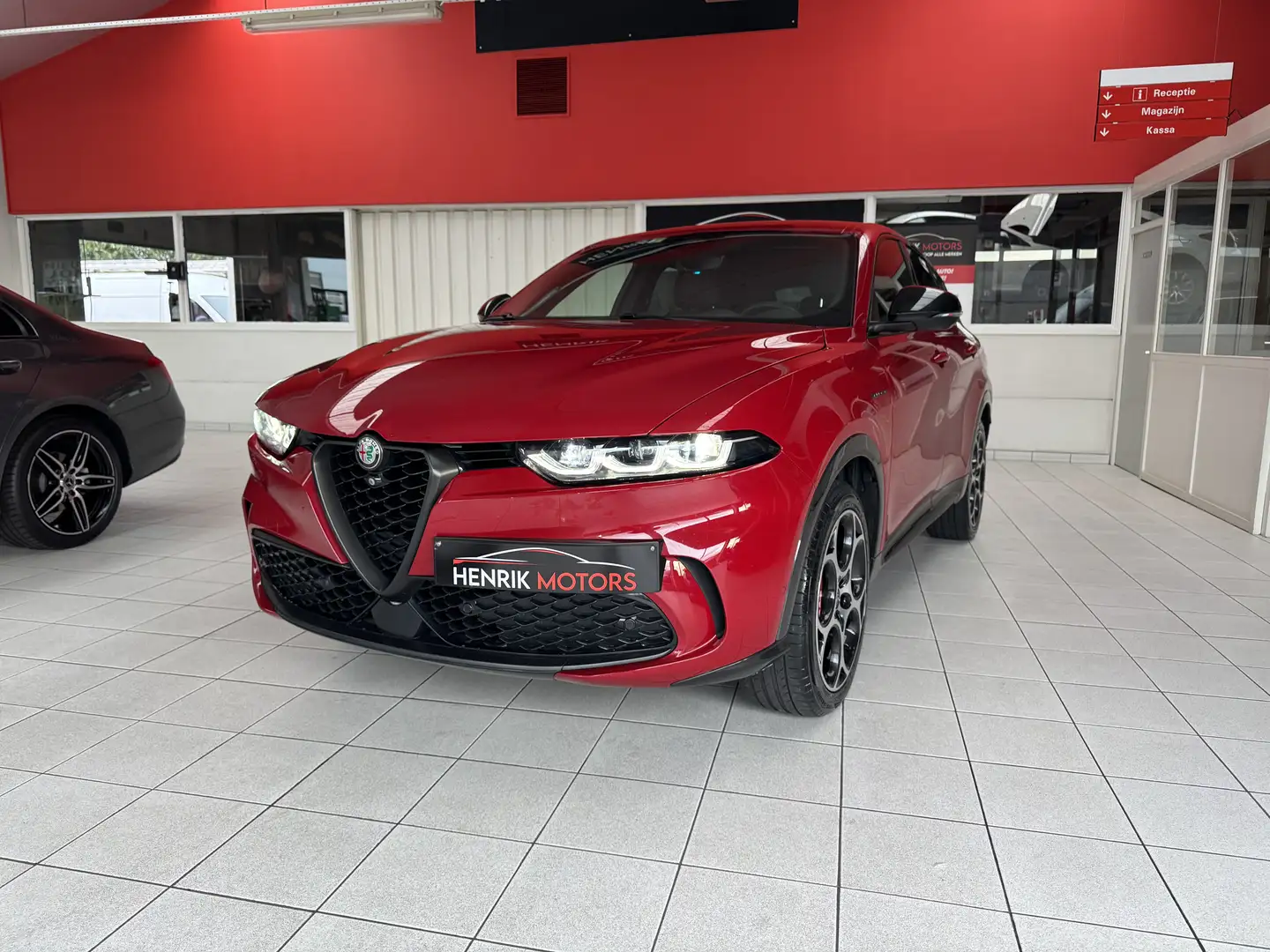 Alfa Romeo Tonale 1.3e PHEV VGT Plug-In-Hybrid Q4 Veloce - 1