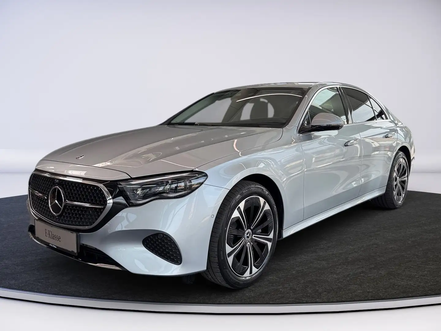 Mercedes-Benz E 300 de 4MATIC Limo EQ Hybrid Technologie Ö-Edition Nav Silber - 2