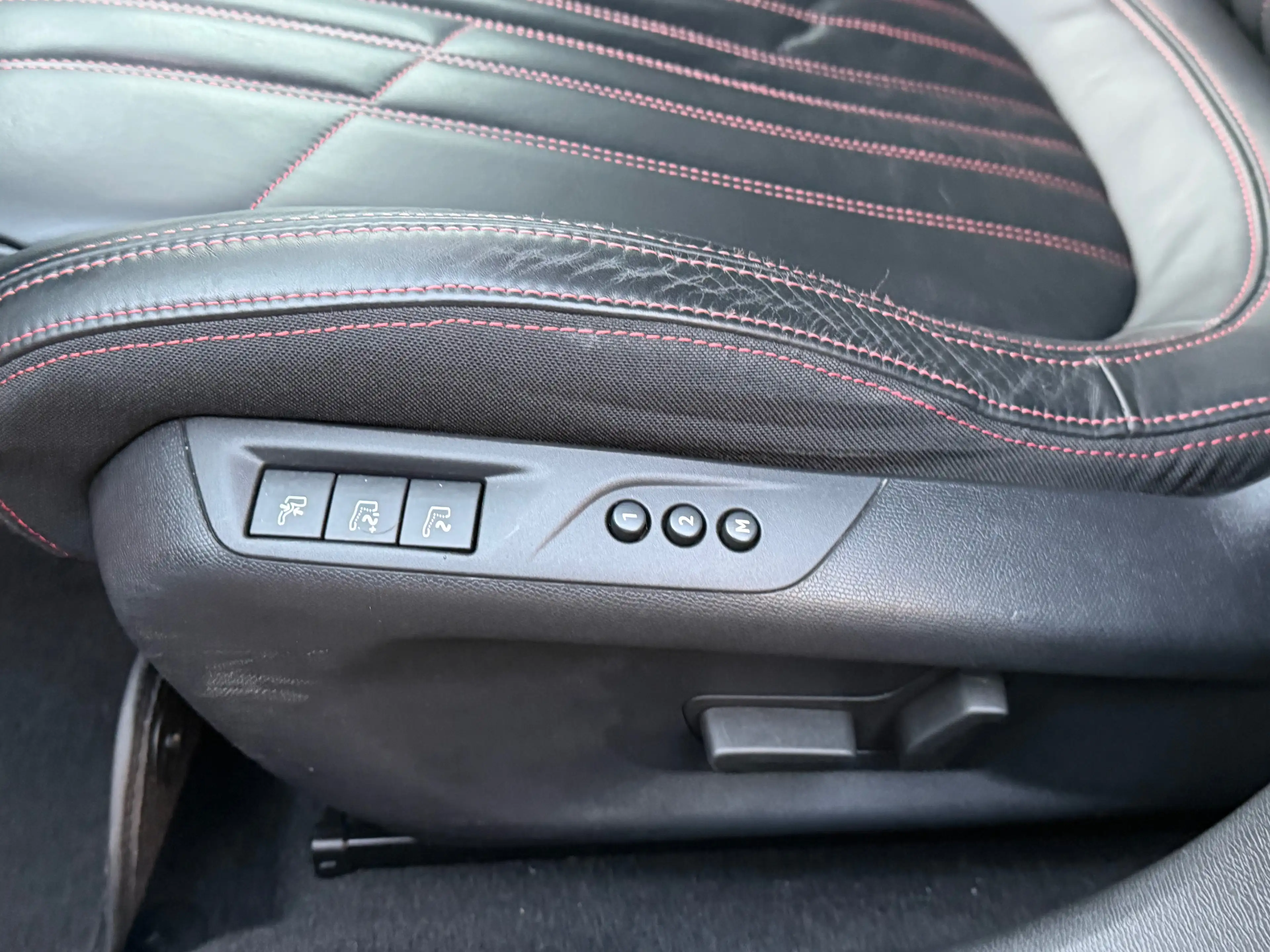Peugeot 308 308 1.5 BlueHDi GT Line (EU6.2) — photo 14