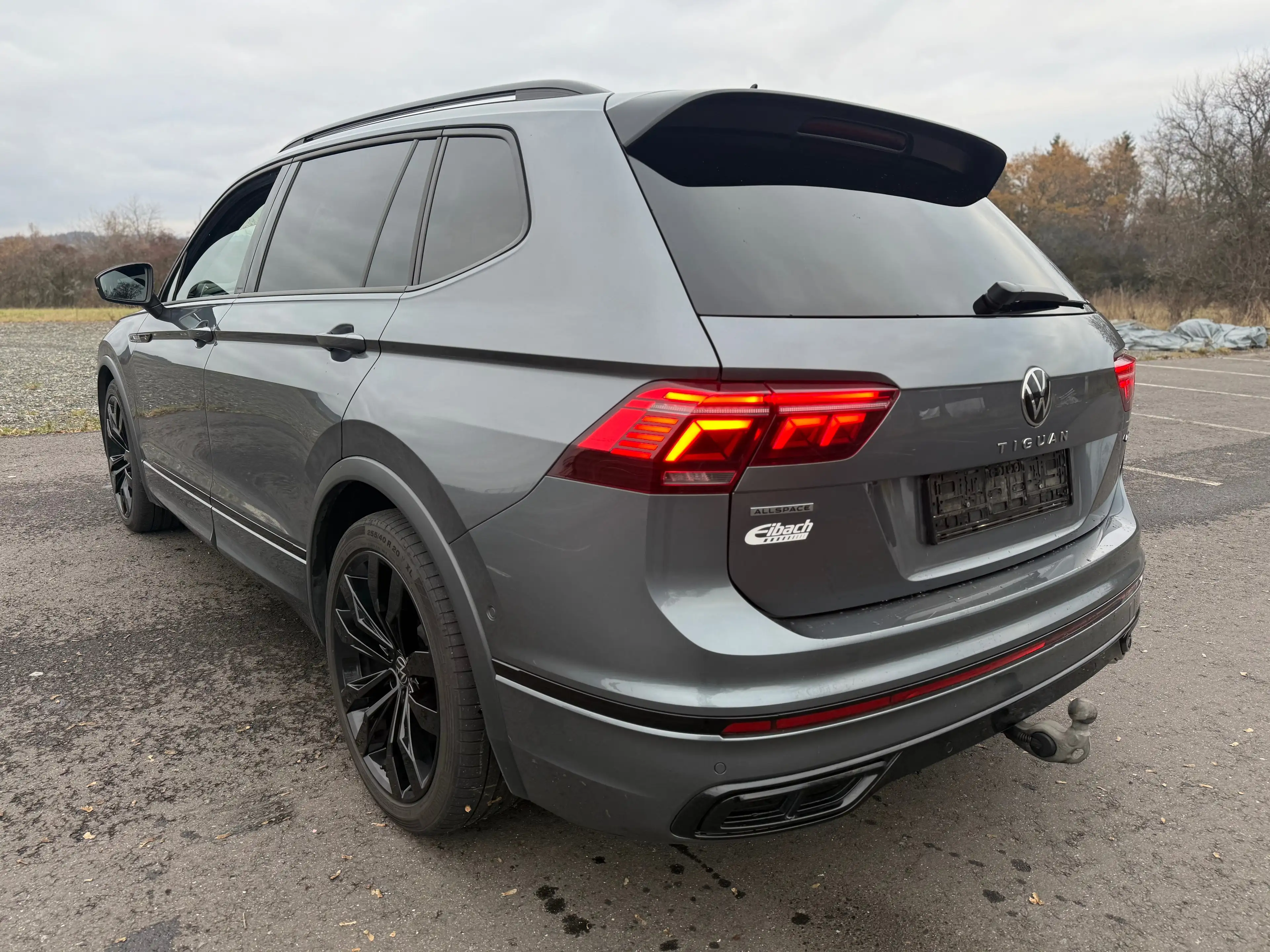 Volkswagen Tiguan Allspace Tiguan Allspace 2.0TDI*R-LINE*4x4*DSG*PANO*IQ LED* — photo 4