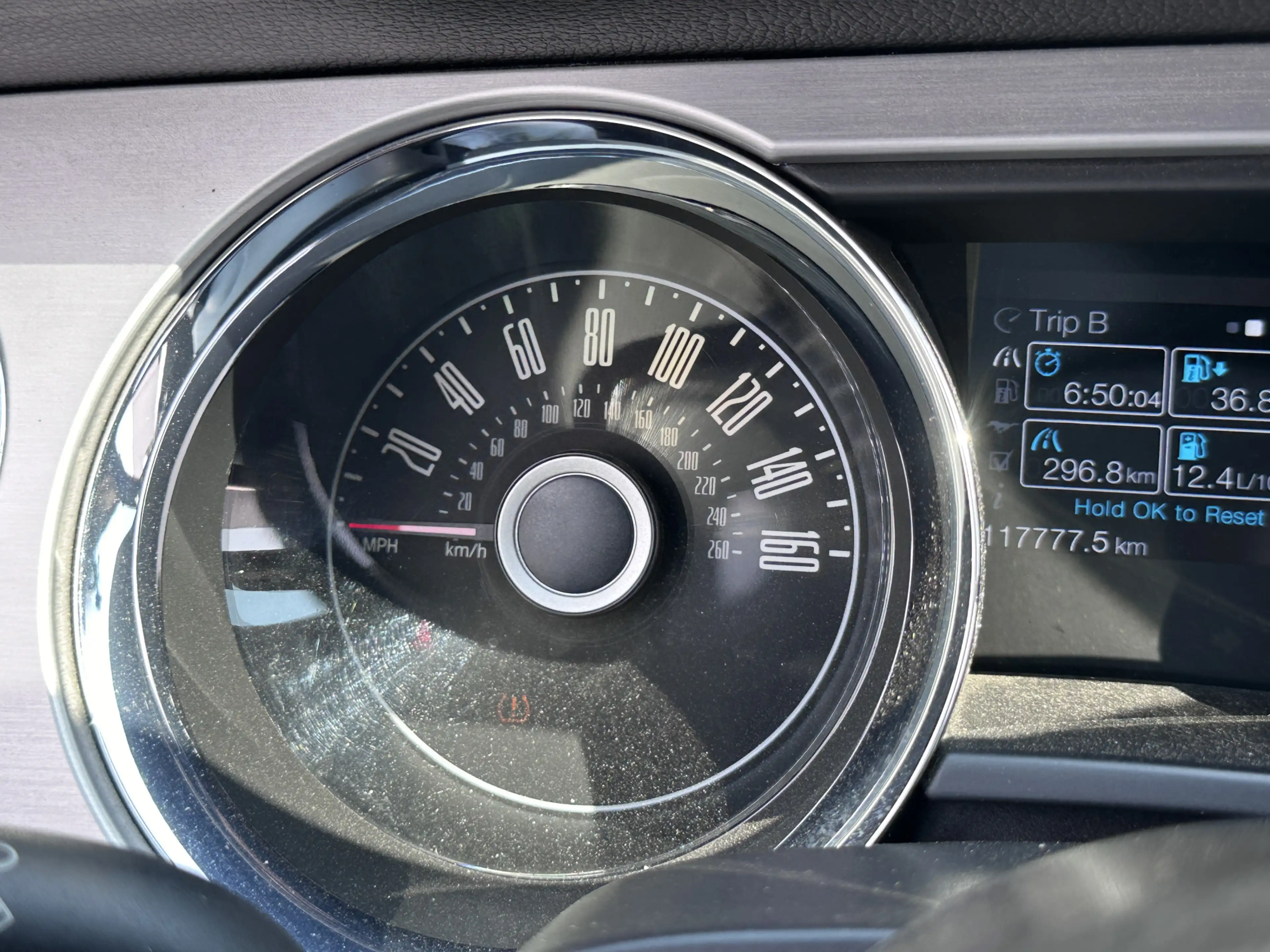 Ford Mustang USA 3.7 V6 — photo 41